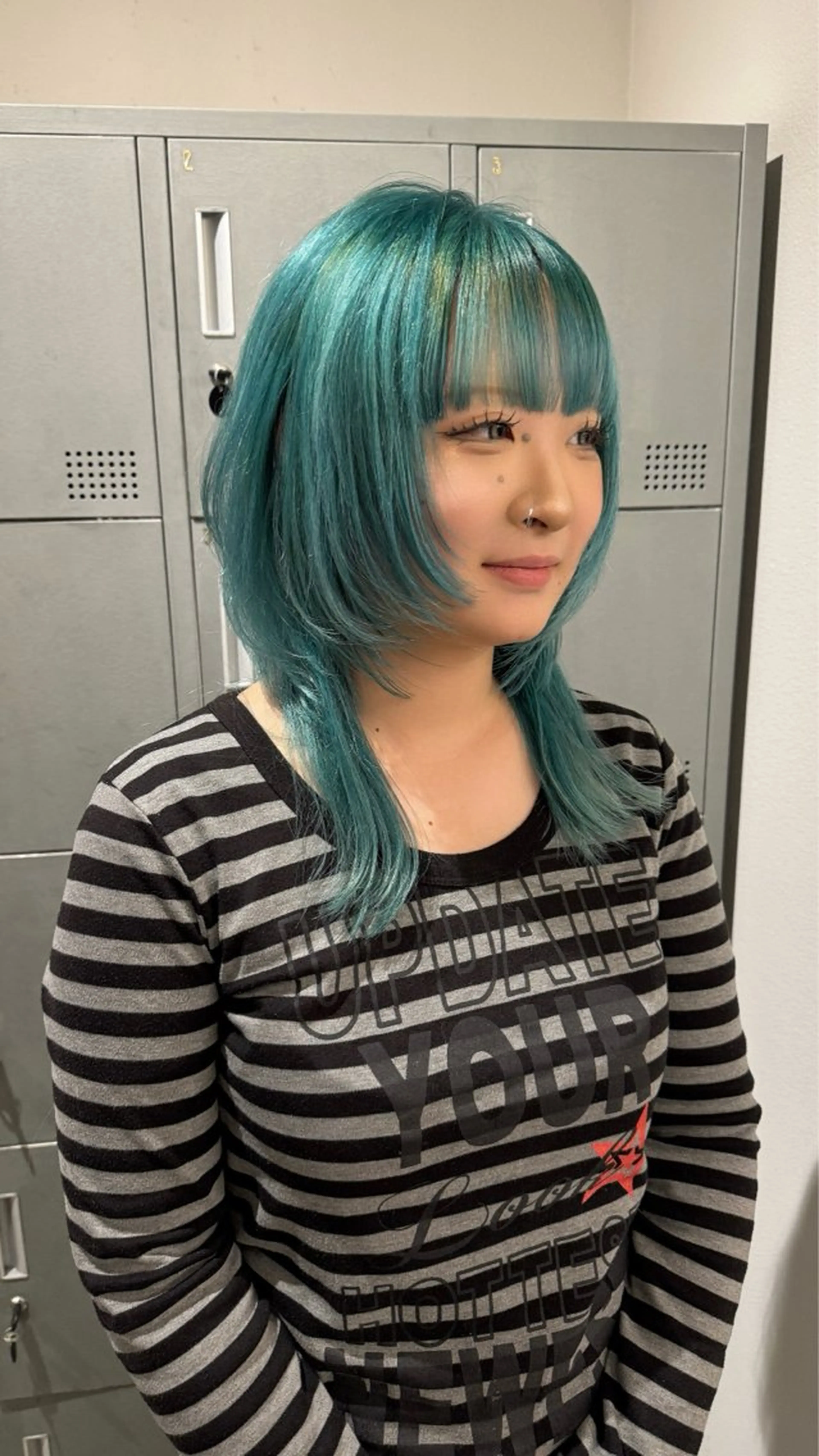 セミロング ヘアカラー 【天満1艶髪】潤艶/ 髪質改善🌹釣本竜哉のヘアスタイル