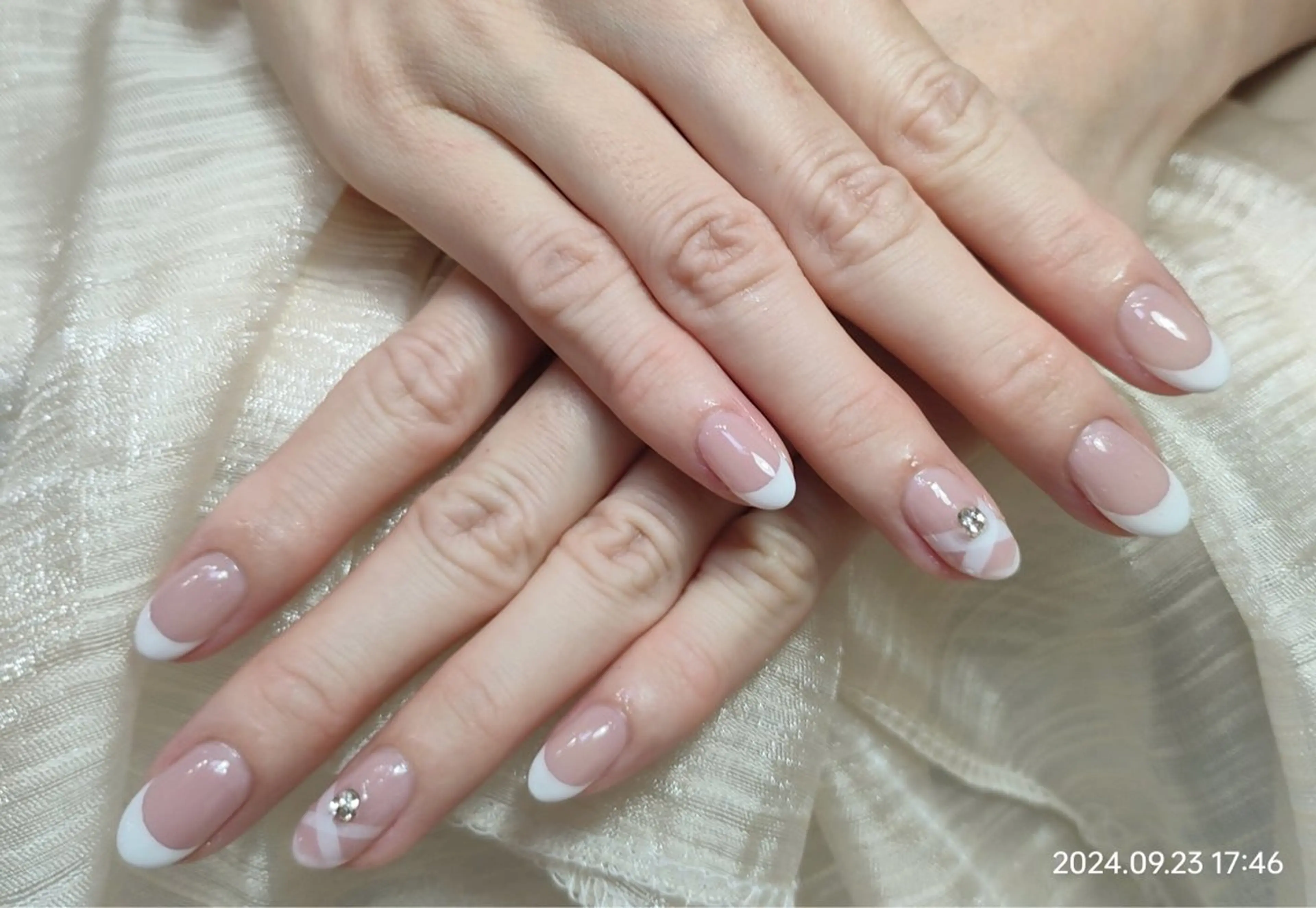 ネイル ハンドネイル NAIL CIRCLESのネイルデザイン