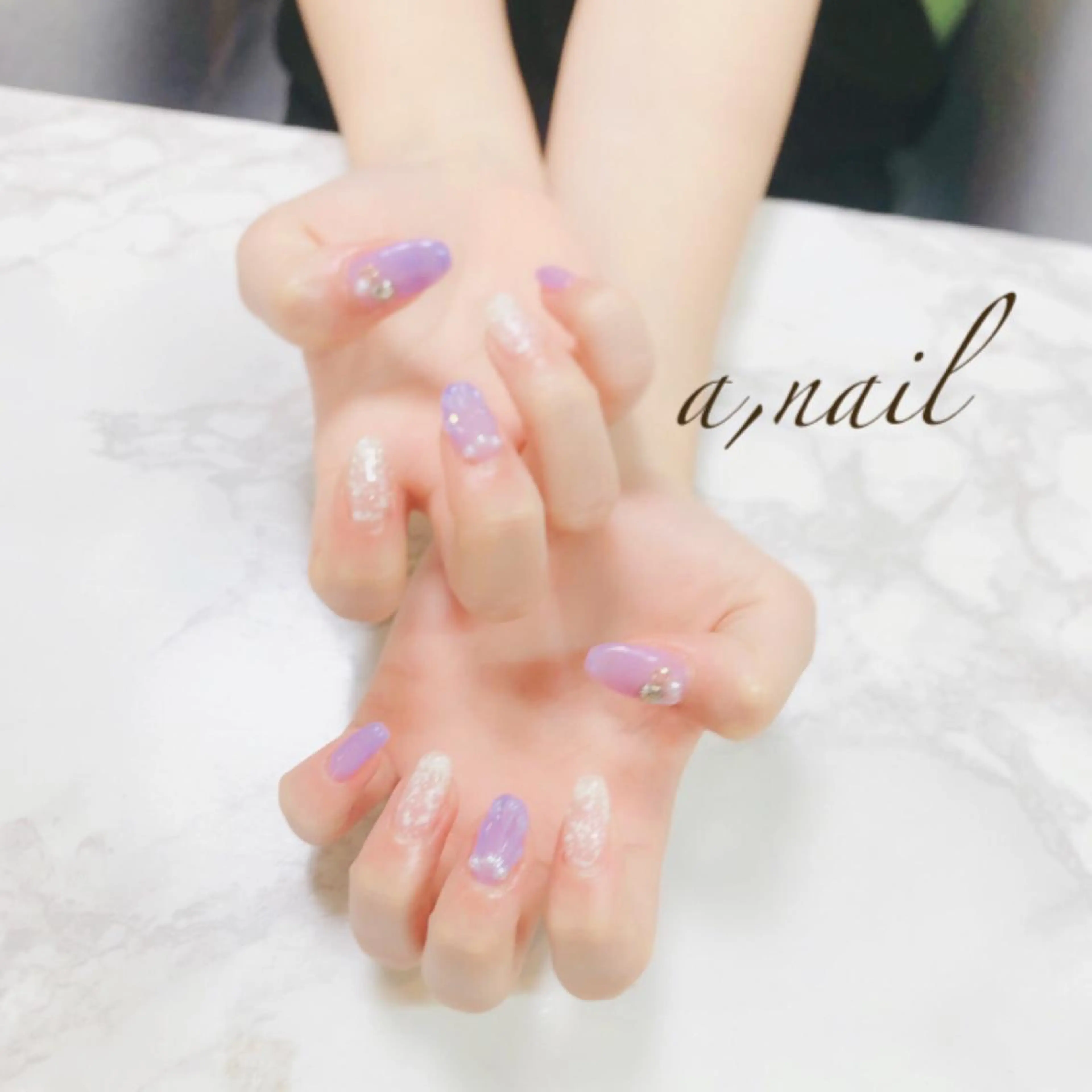 ネイル フットネイル ジェルネイル グラデーション ワンカラーネイル ぷっくりネイル ハンドネイル ネイルサロン エーネイルのネイルデザイン