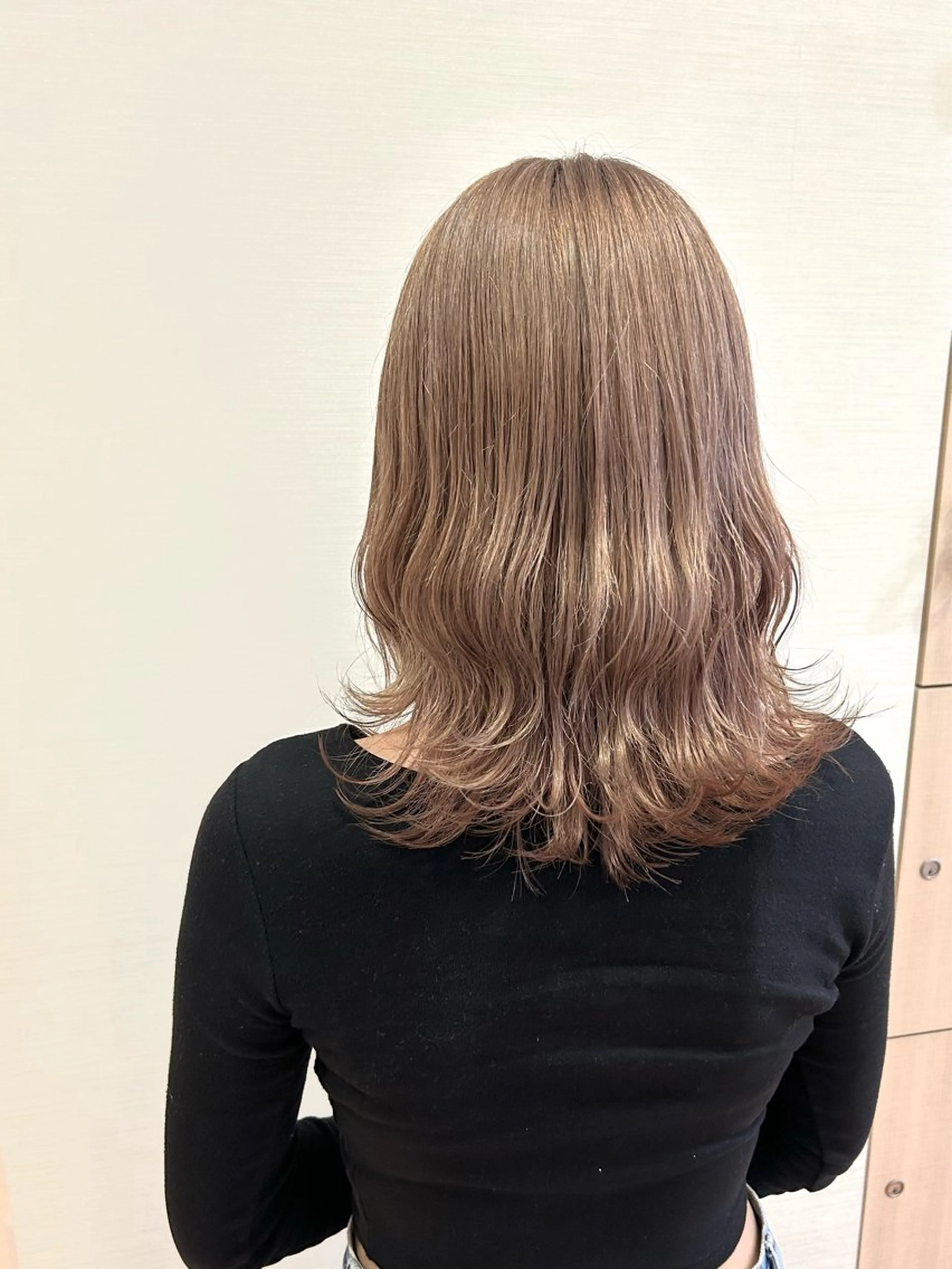 ミディアム カラー カット ヘアカラー ミ ユのヘアスタイル