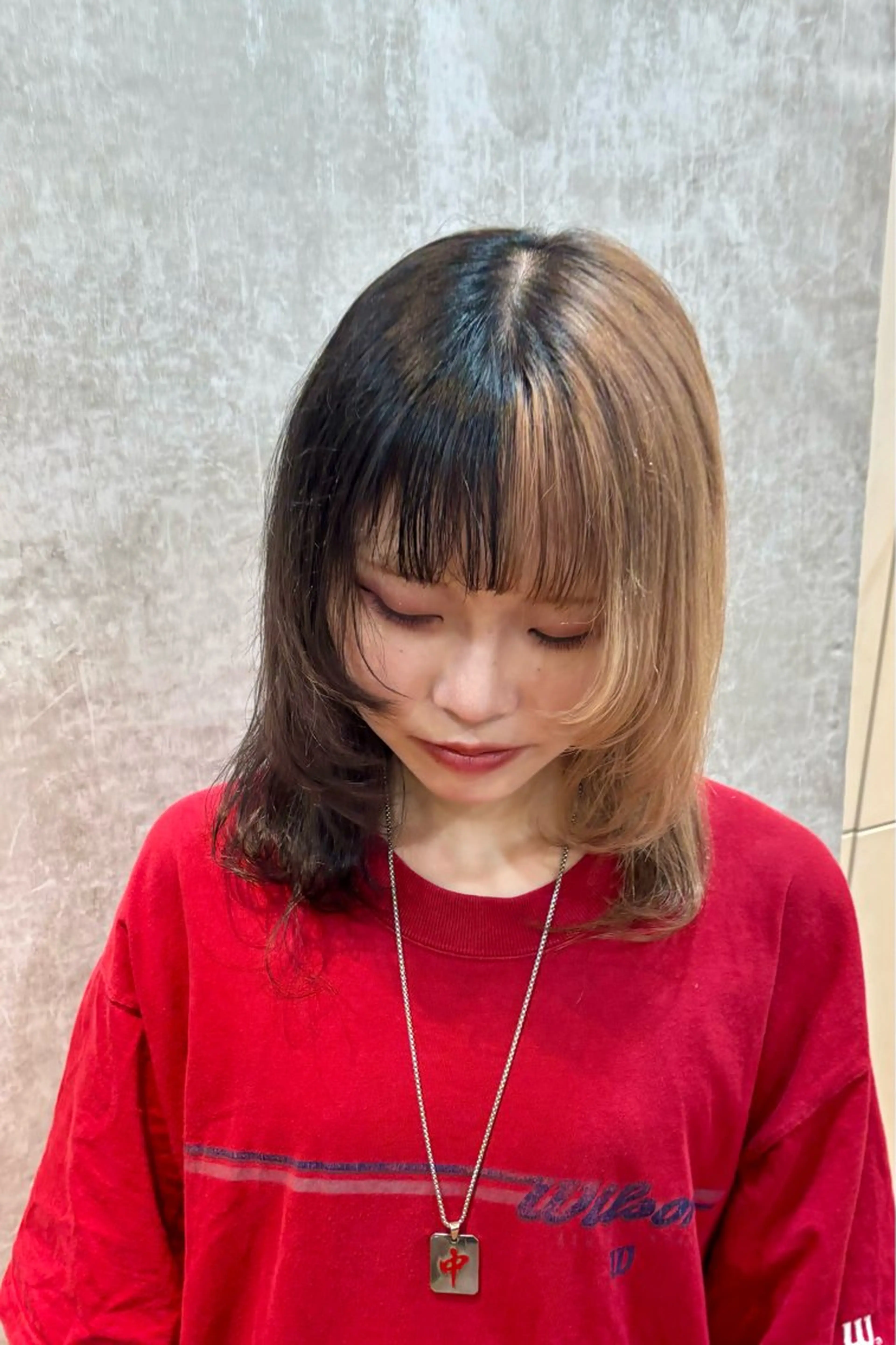 セミロング レイヤーカット 羽エクステ/シール エクステ/横浜駅5分のヘアスタイル