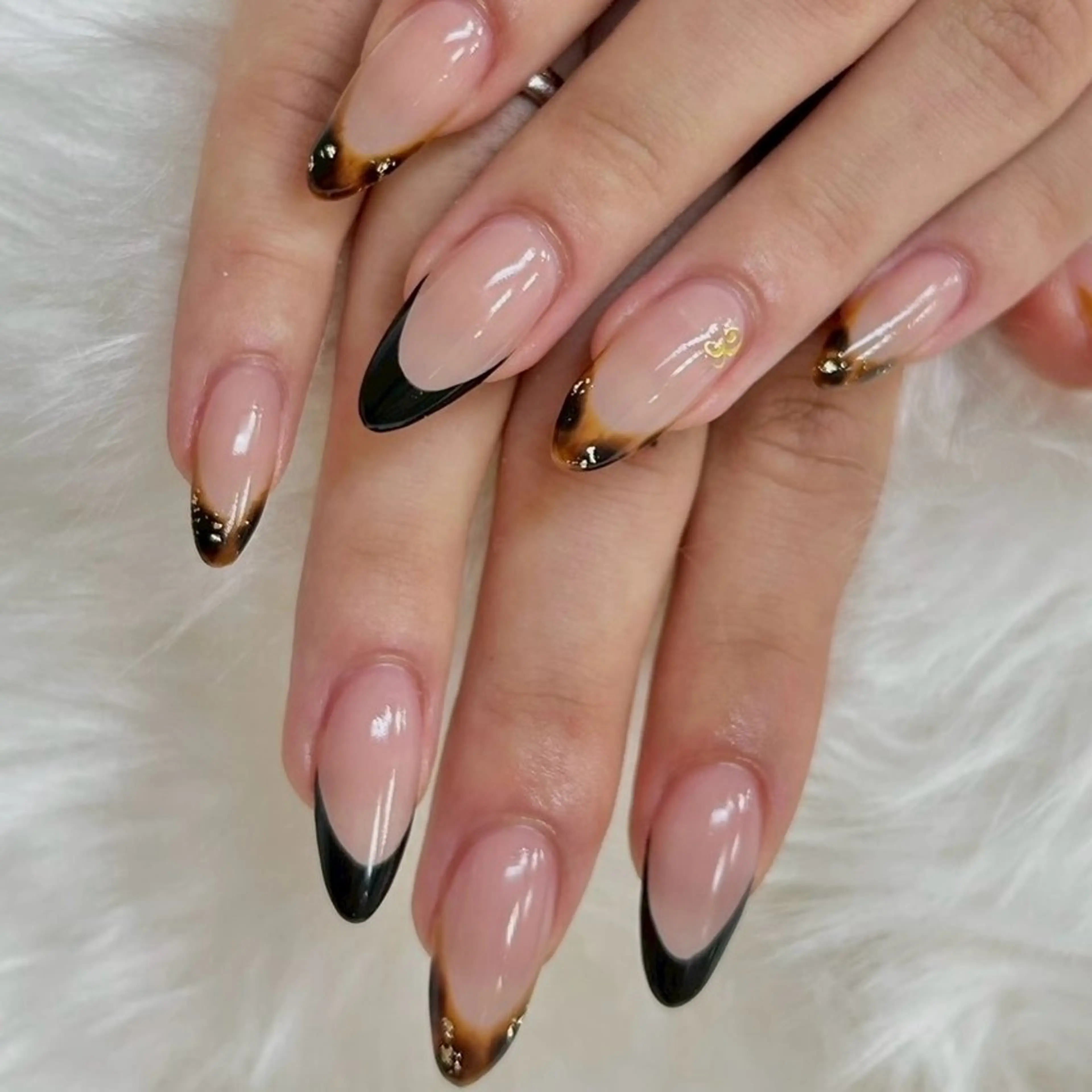 ネイル フレンチネイル 持ち込み RooM -Kubota-のネイルデザイン