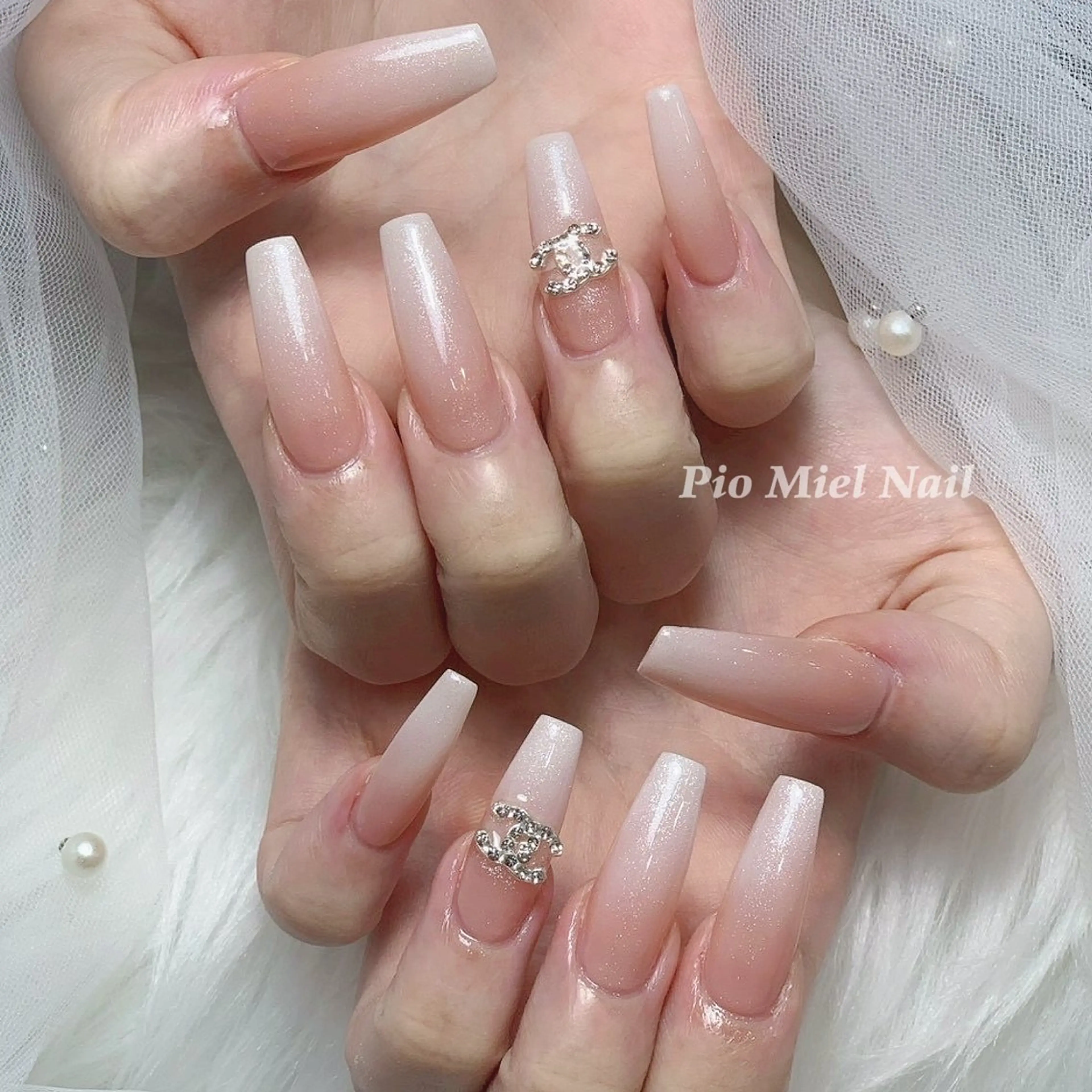 ネイル フレンチネイル 韓国ネイル マグネットネイル ニュアンスネイル ワンカラーネイル ハンドネイル Pio Mielのネイルデザイン