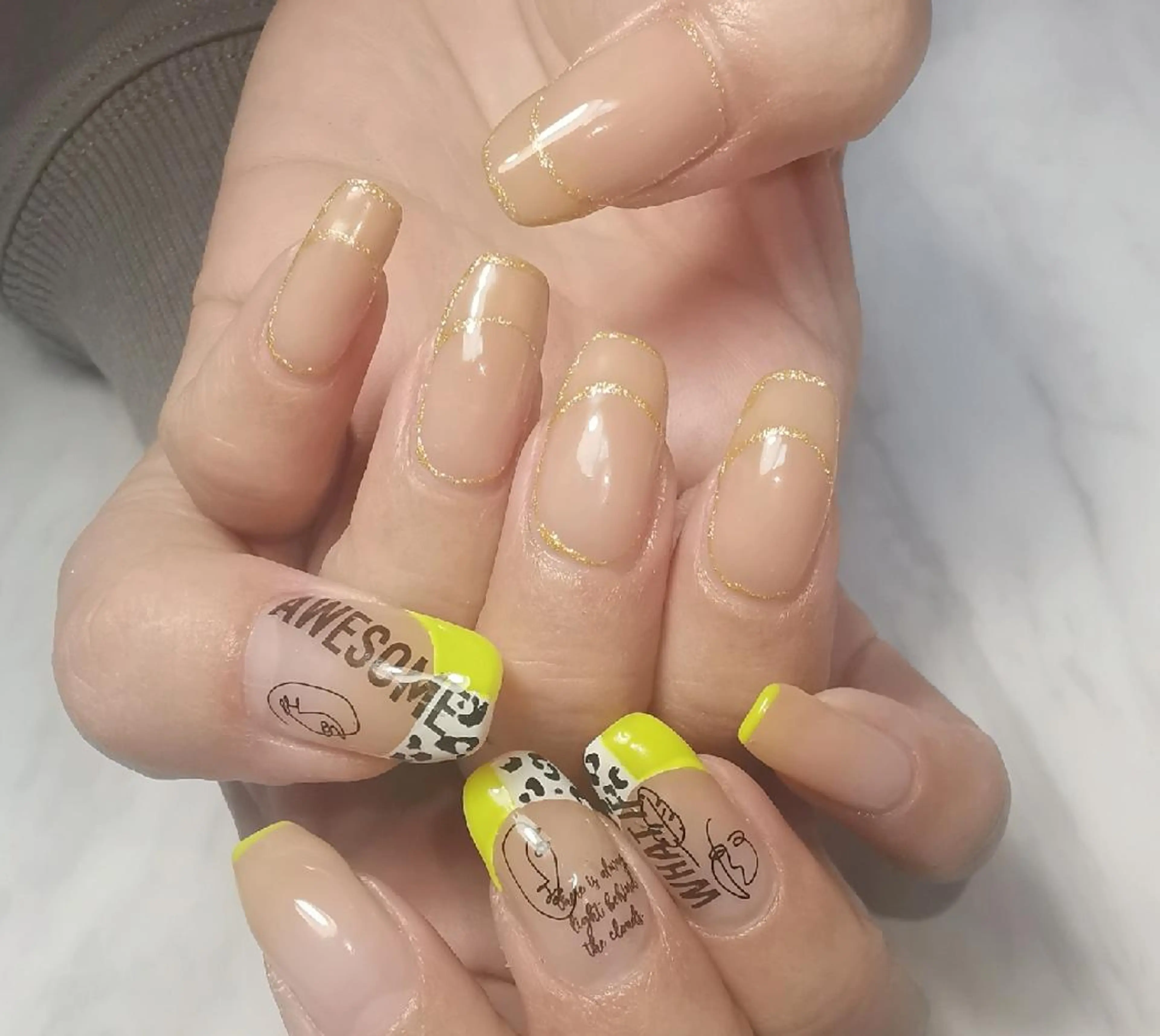 ネイル フレンチネイル ハンドネイル reve あやののネイルデザイン