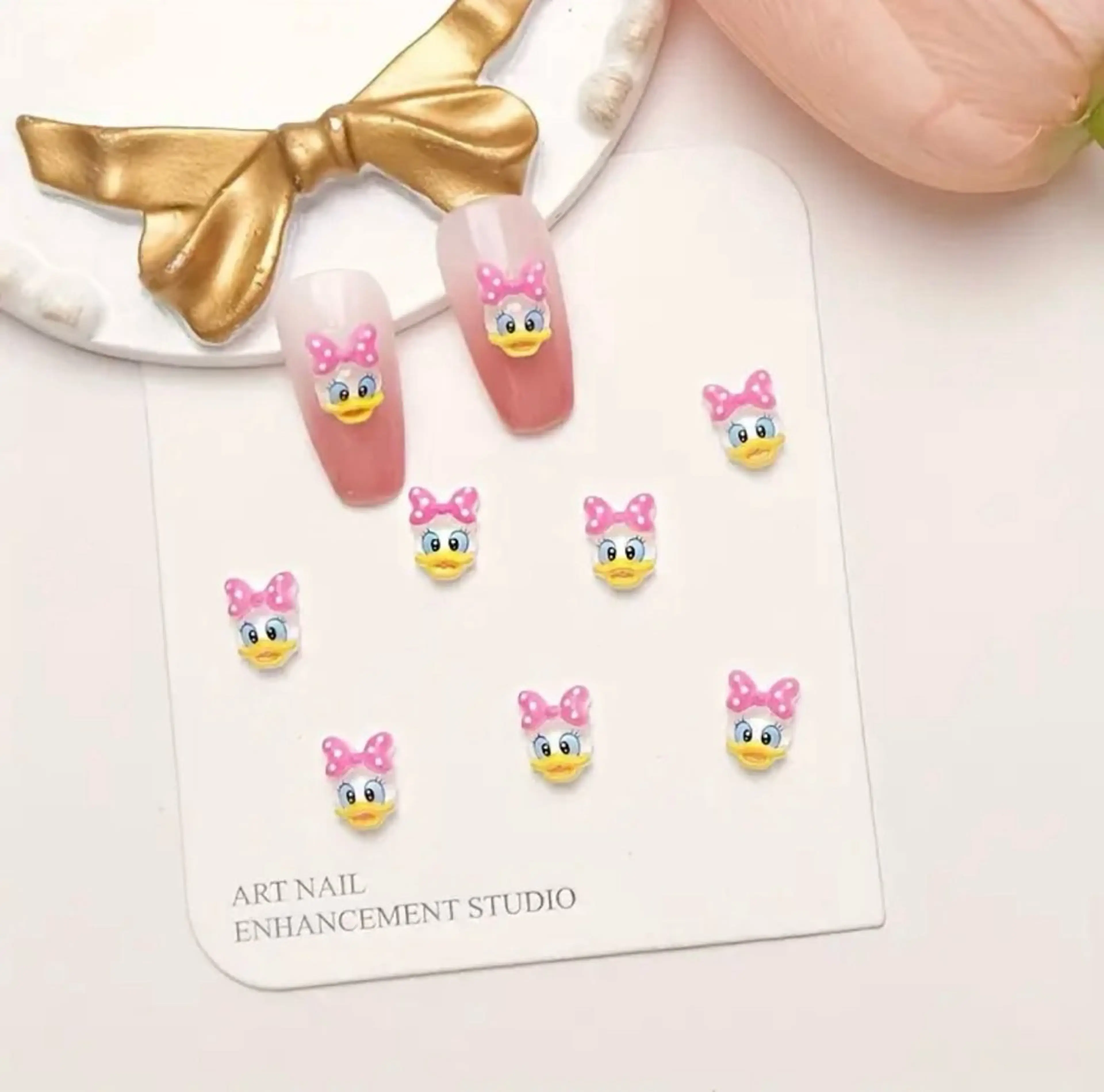 ネイル Kawaii Nail Salon所属・YURI NAIL NARITAのネイルデザイン