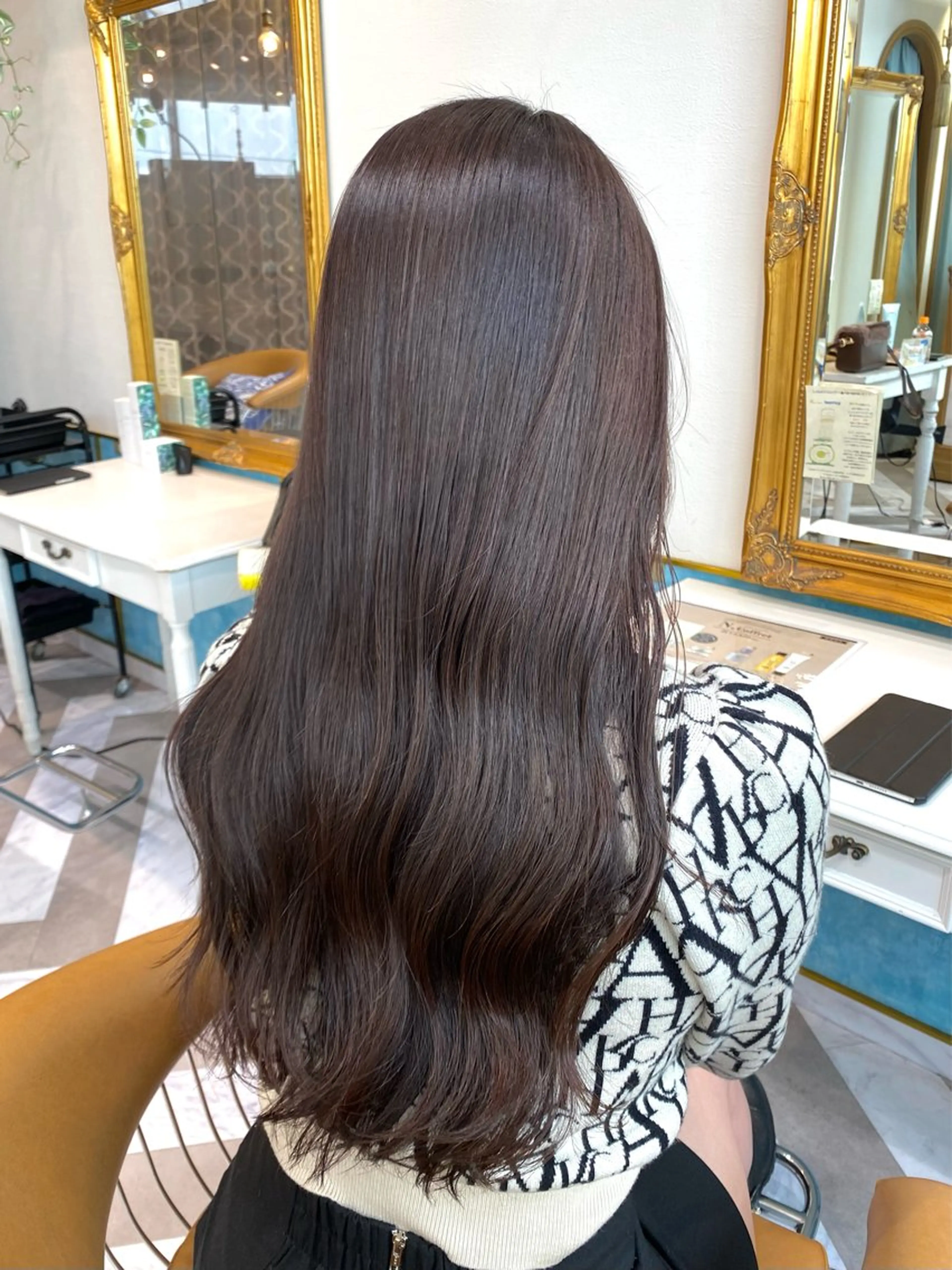 ロング カラー カット ヘアカラー トリートメント レイヤーカット /透明感カラー西田のヘアスタイル