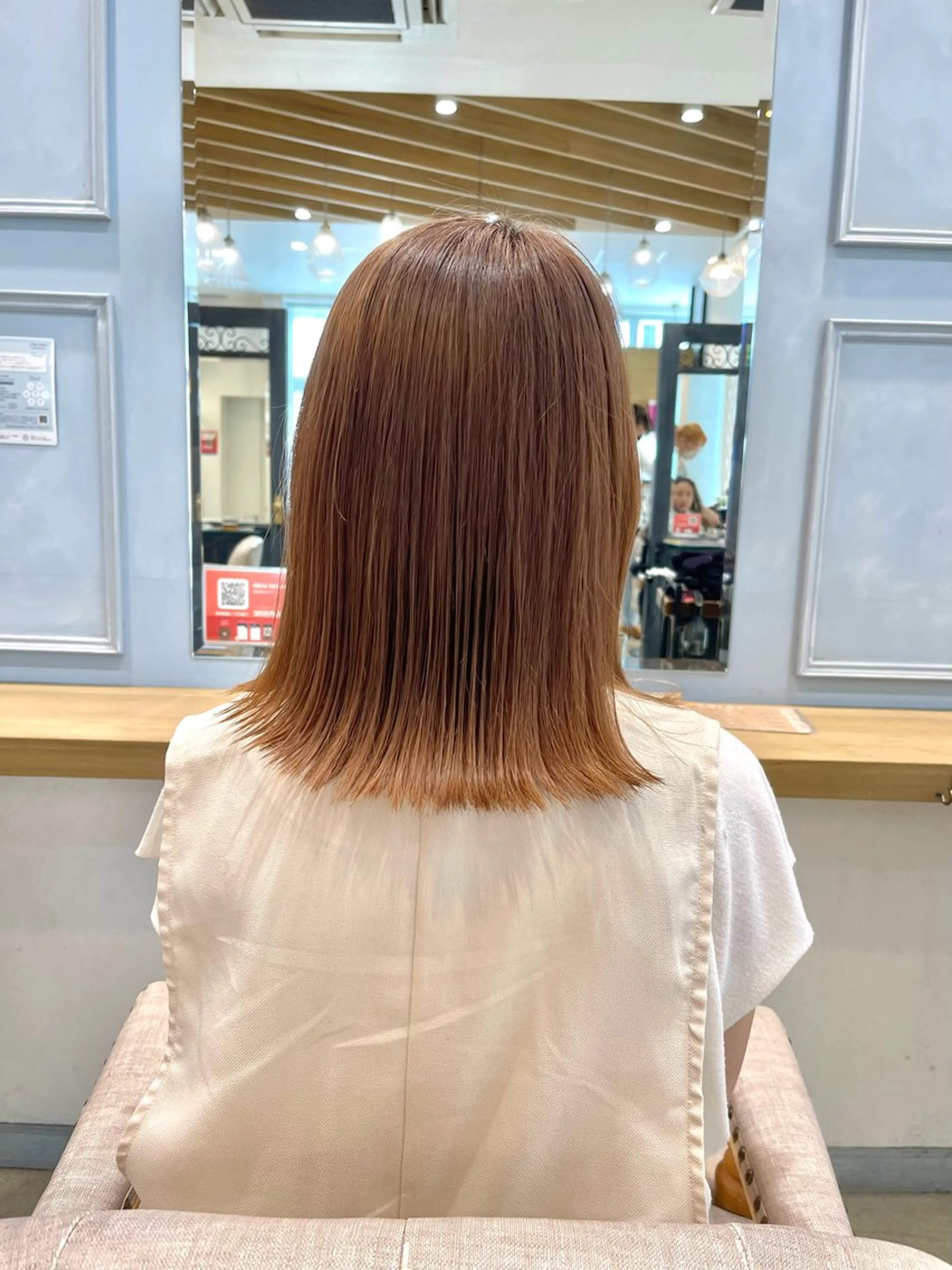 ミディアム カラー 切りっぱなしボブ ボブ カット ヘアカラー トリートメント ショート/ボブ アンドウ☺︎のヘアスタイル