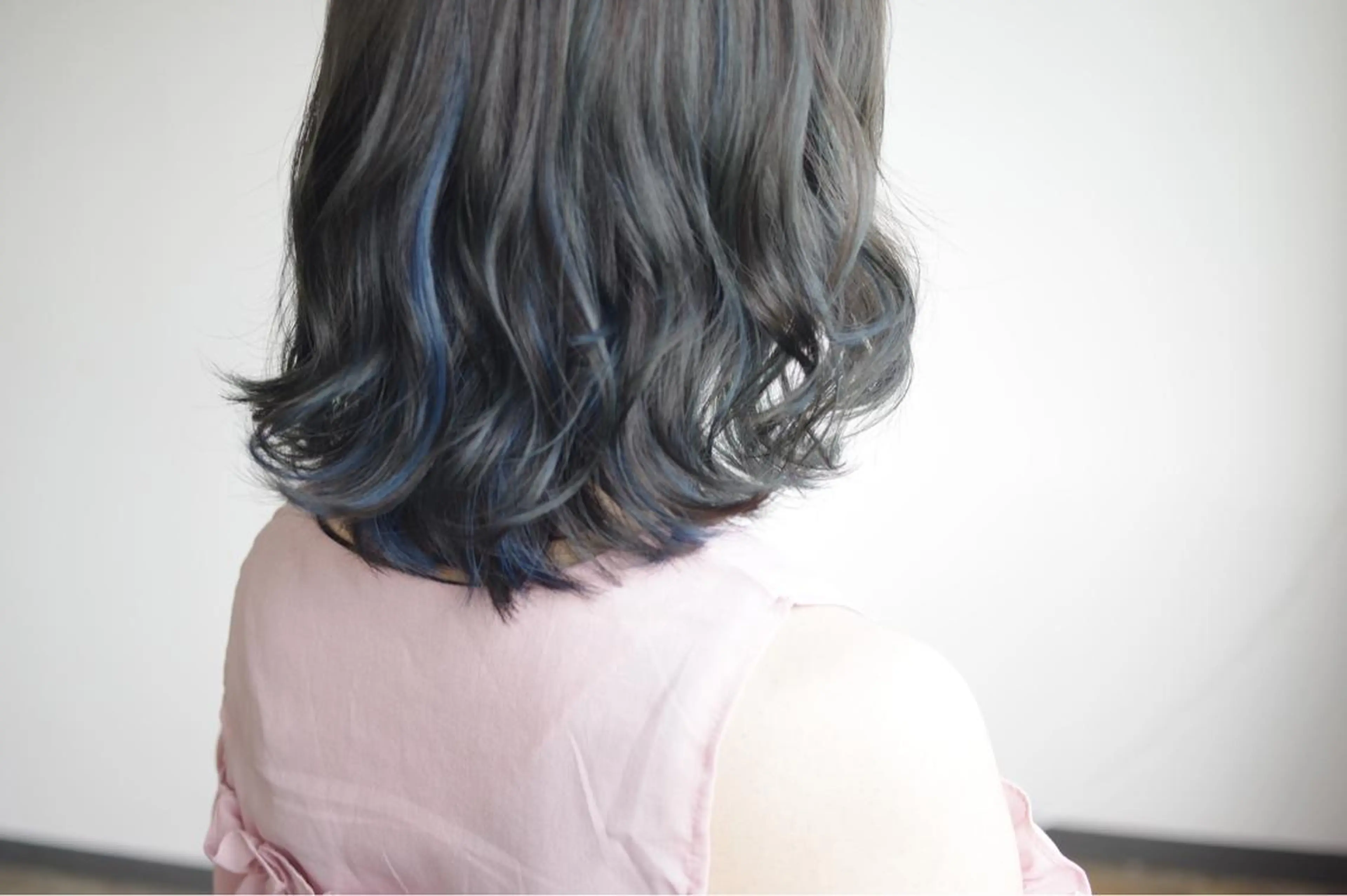 ミディアム カラー 🌈ディレクター🌈 徳松優希のヘアスタイル