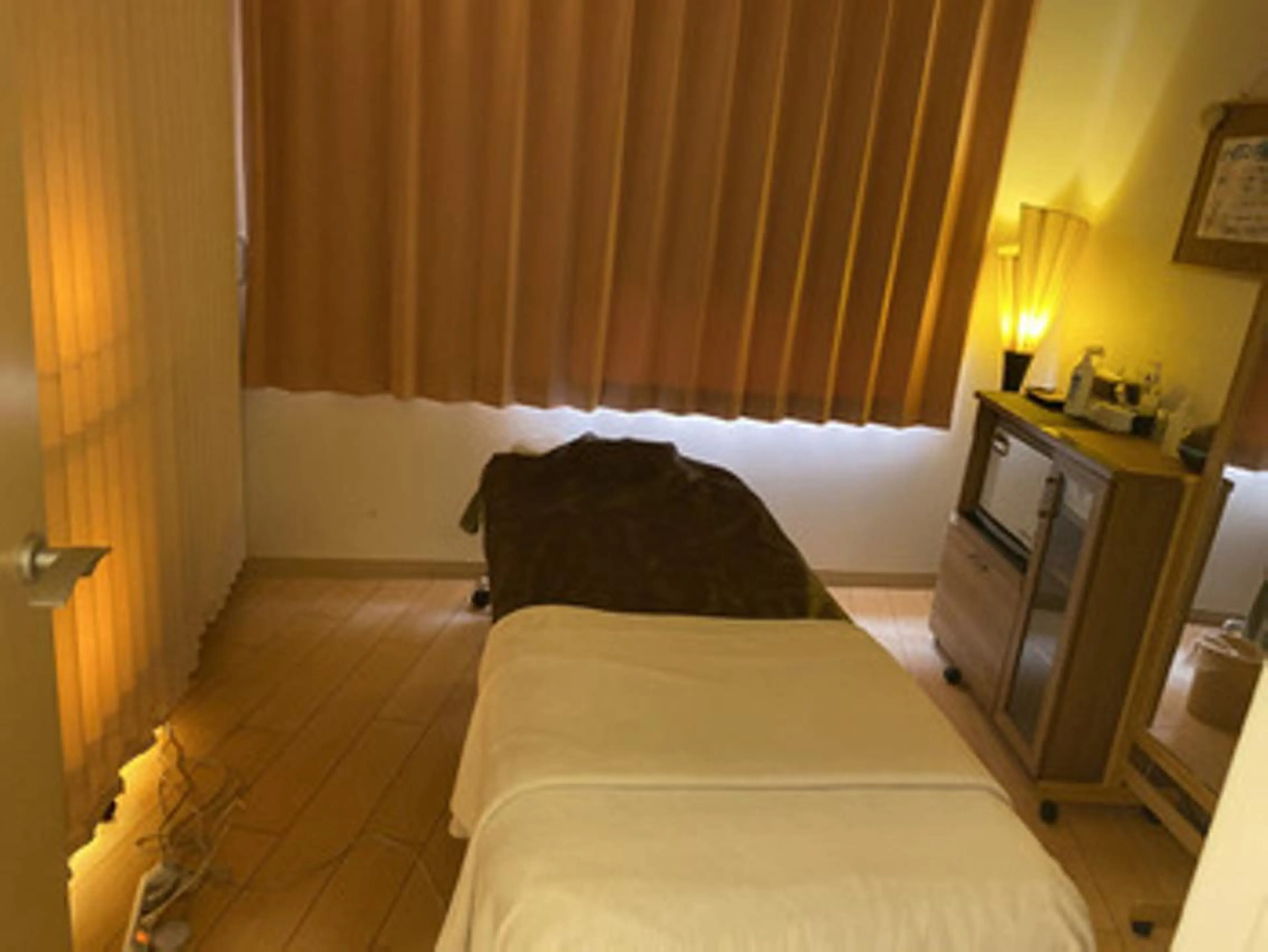 バスト＆フェイシャル RAYVIS 野地のエステ・リラクイメージ