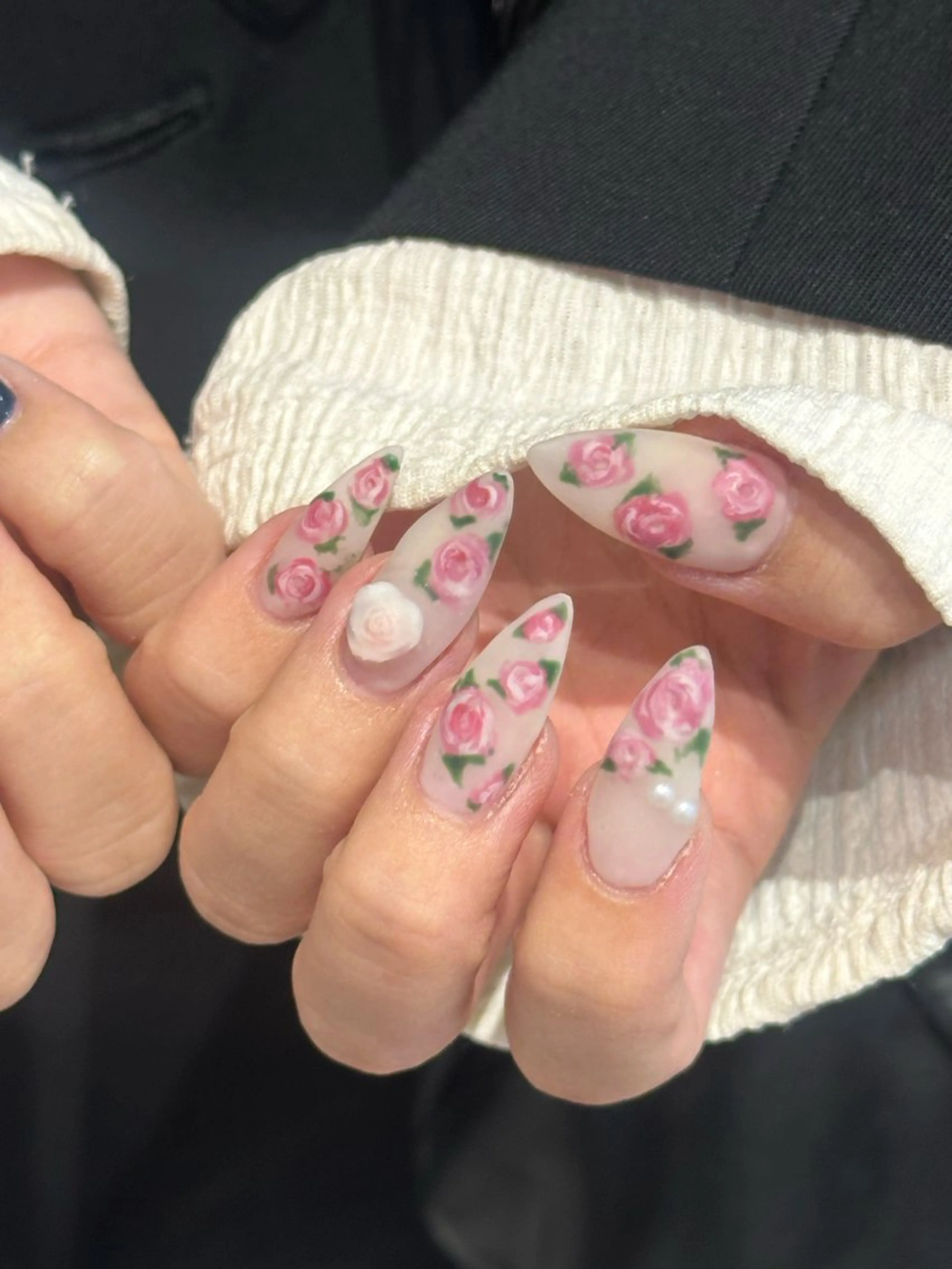 ネイル ハンドネイル 🎀韓国レイヤー特化 🎀ベージュ/ミクのヘアスタイル