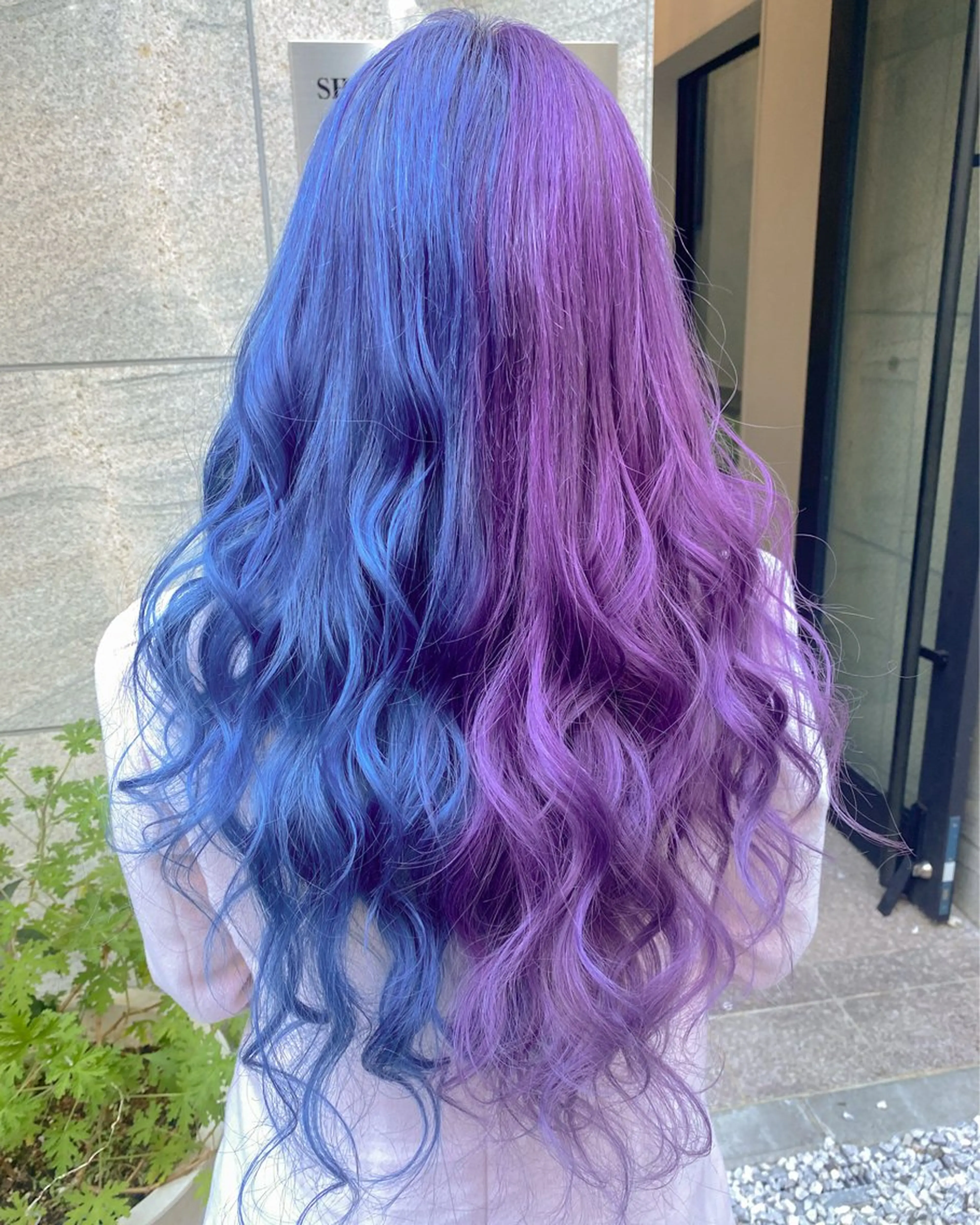 ロング カラー ブルーカラー デザインカラー ハイトーンカラー 韓国風カラー ピンクカラー ヘアカラー Chérie所属・Chérie 渋谷/カラーサロンのヘアスタイル