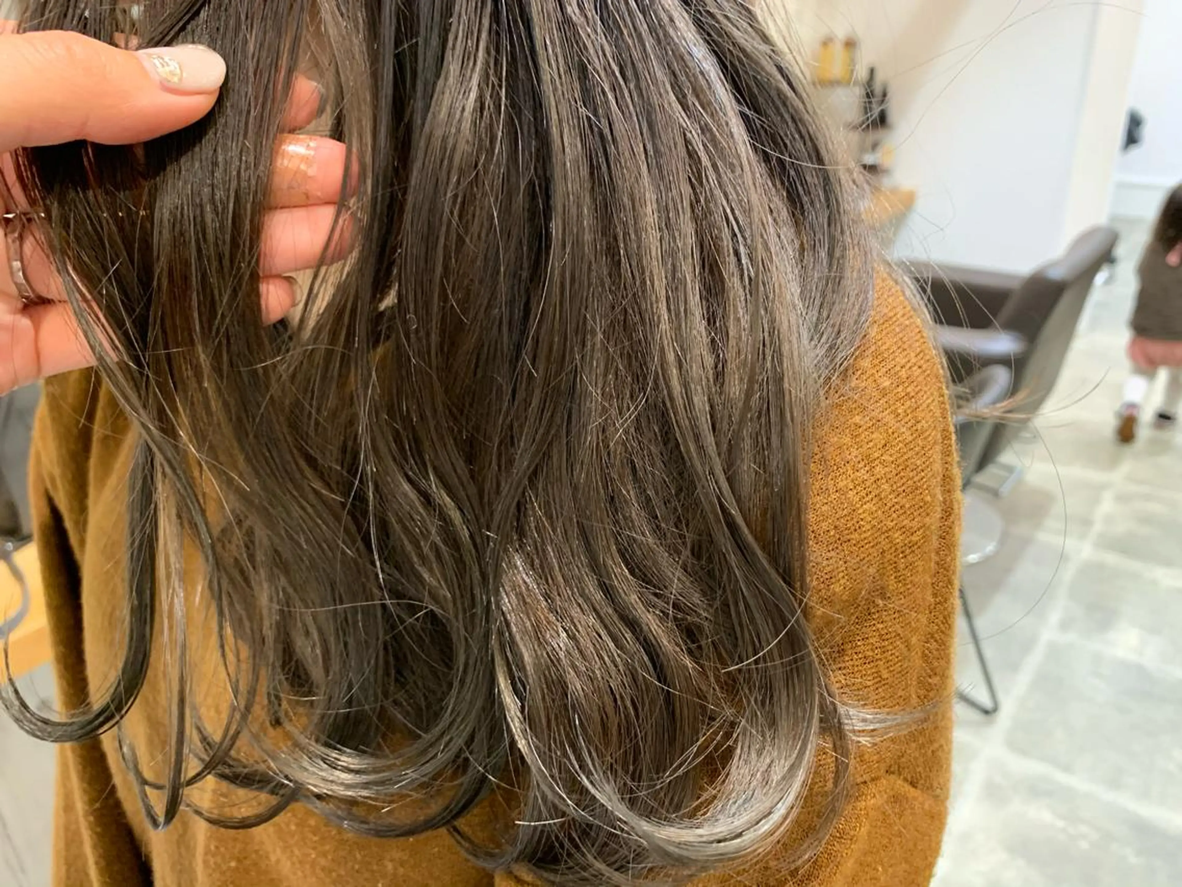 セミロング COSTAEST加藤 まり子🪴のヘアスタイル