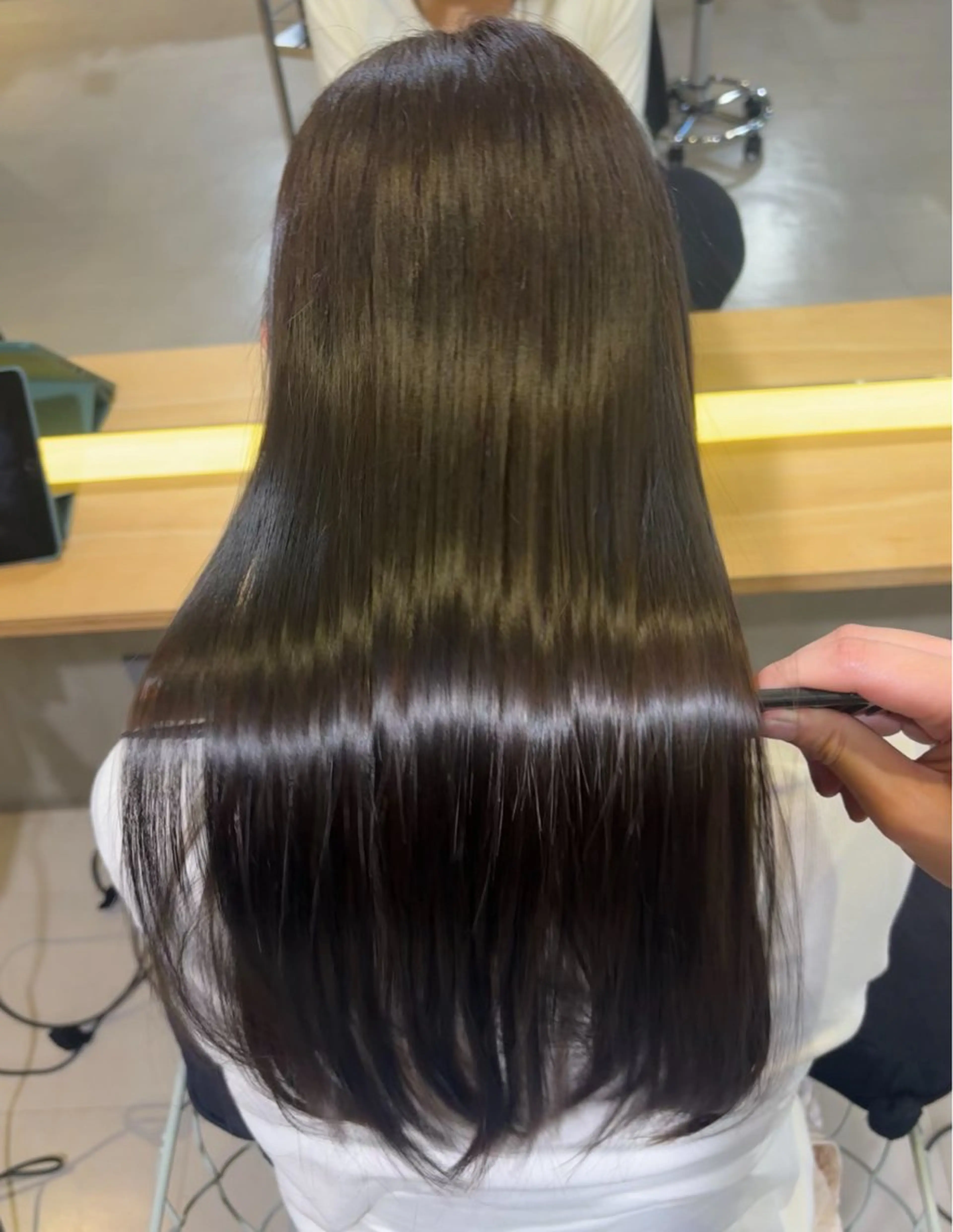 ロング Kazuha /透明感カラーのヘアスタイル