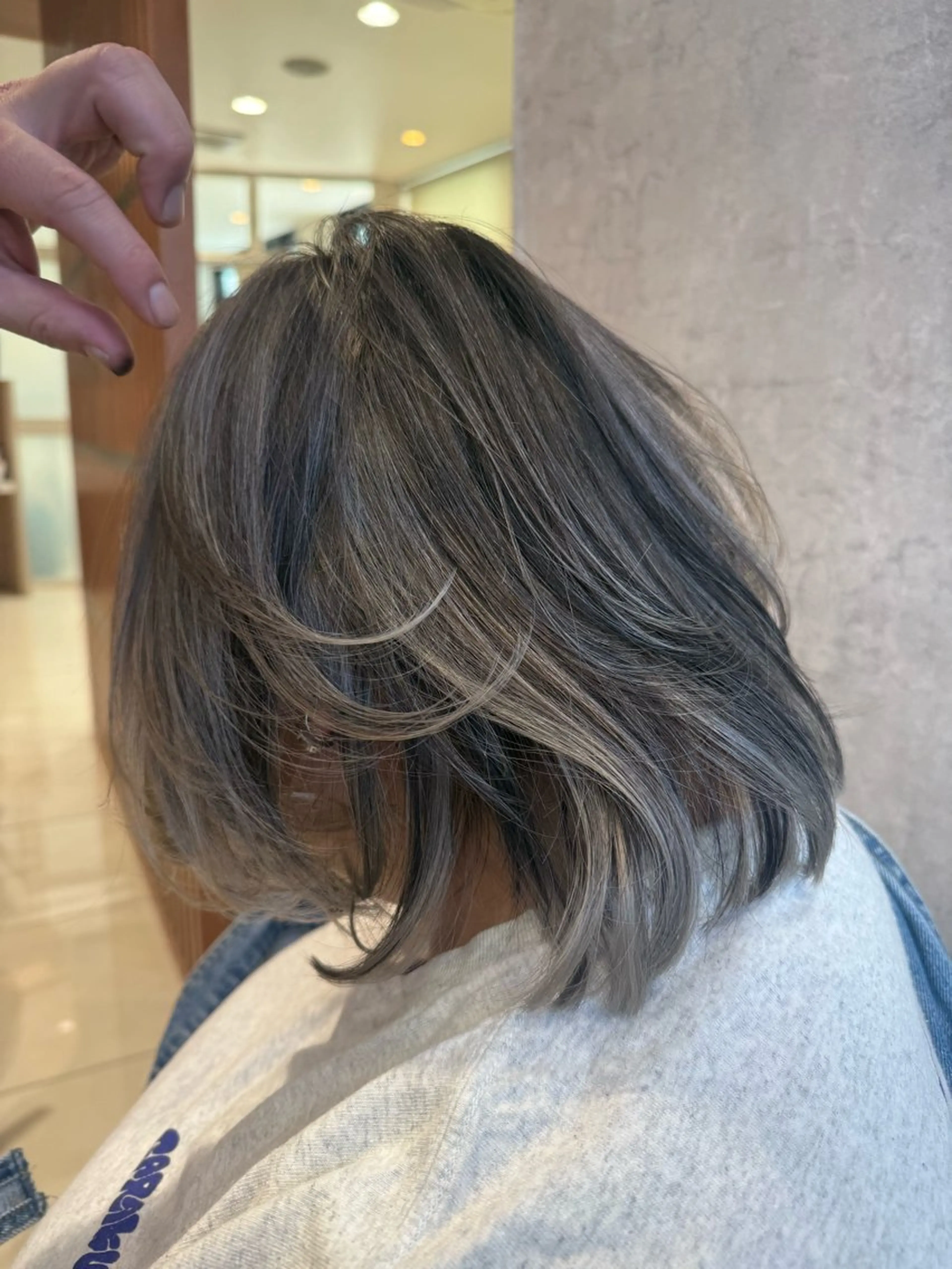 ミディアム カラー ベージュカラー 透明感カラー 鈴木愛海/似合わせ /透明感カラーのヘアスタイル