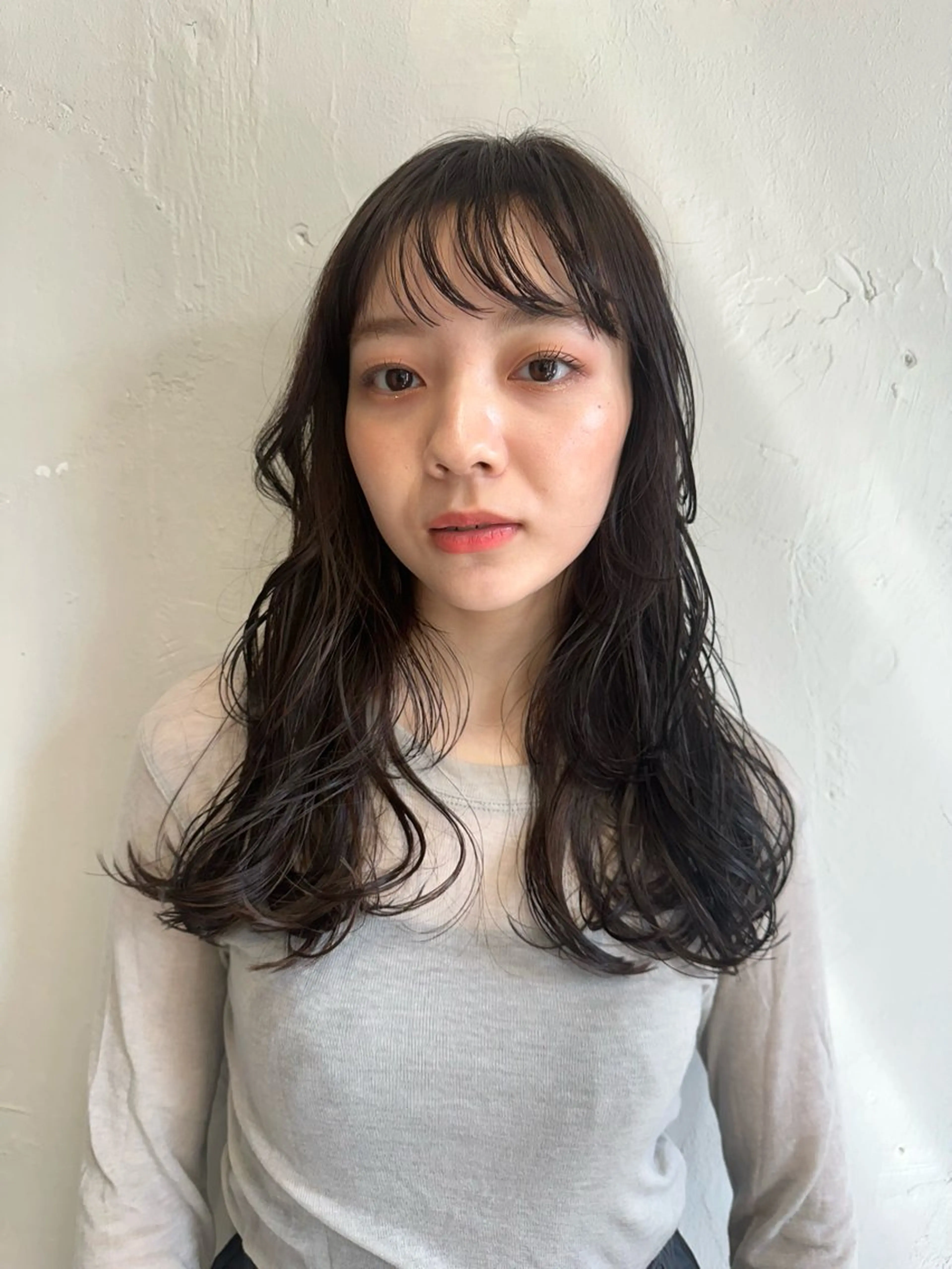セミロング カラー 透明感カラー トリートメント 山本 菜月のヘアスタイル