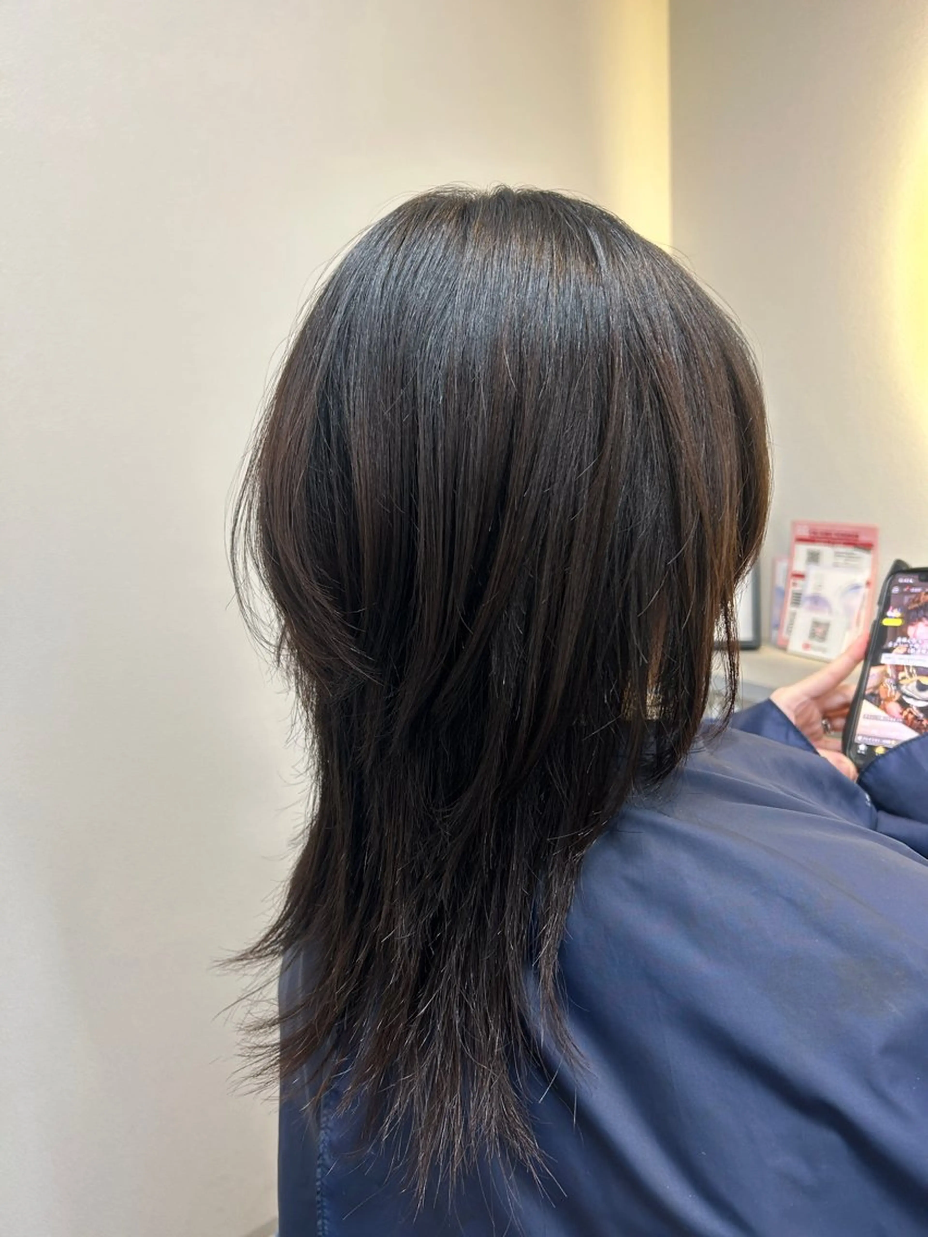 セミロング ウルフカット ヘアワークフラックス所属・レイヤー/ボブ/ くびれ/ごうきのヘアスタイル