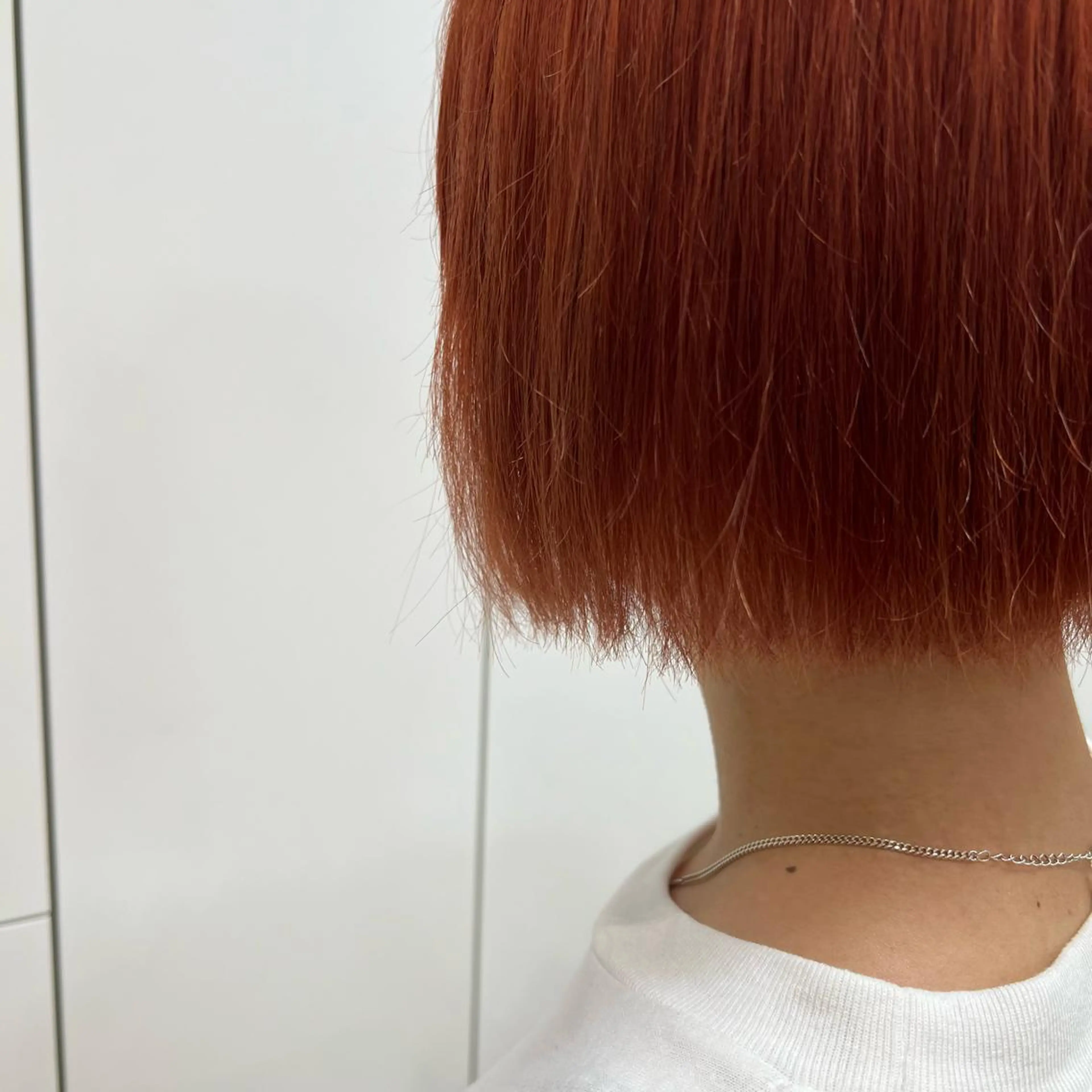 『カット✄』＋『全体ブリーチ』＋『カラー』の写真