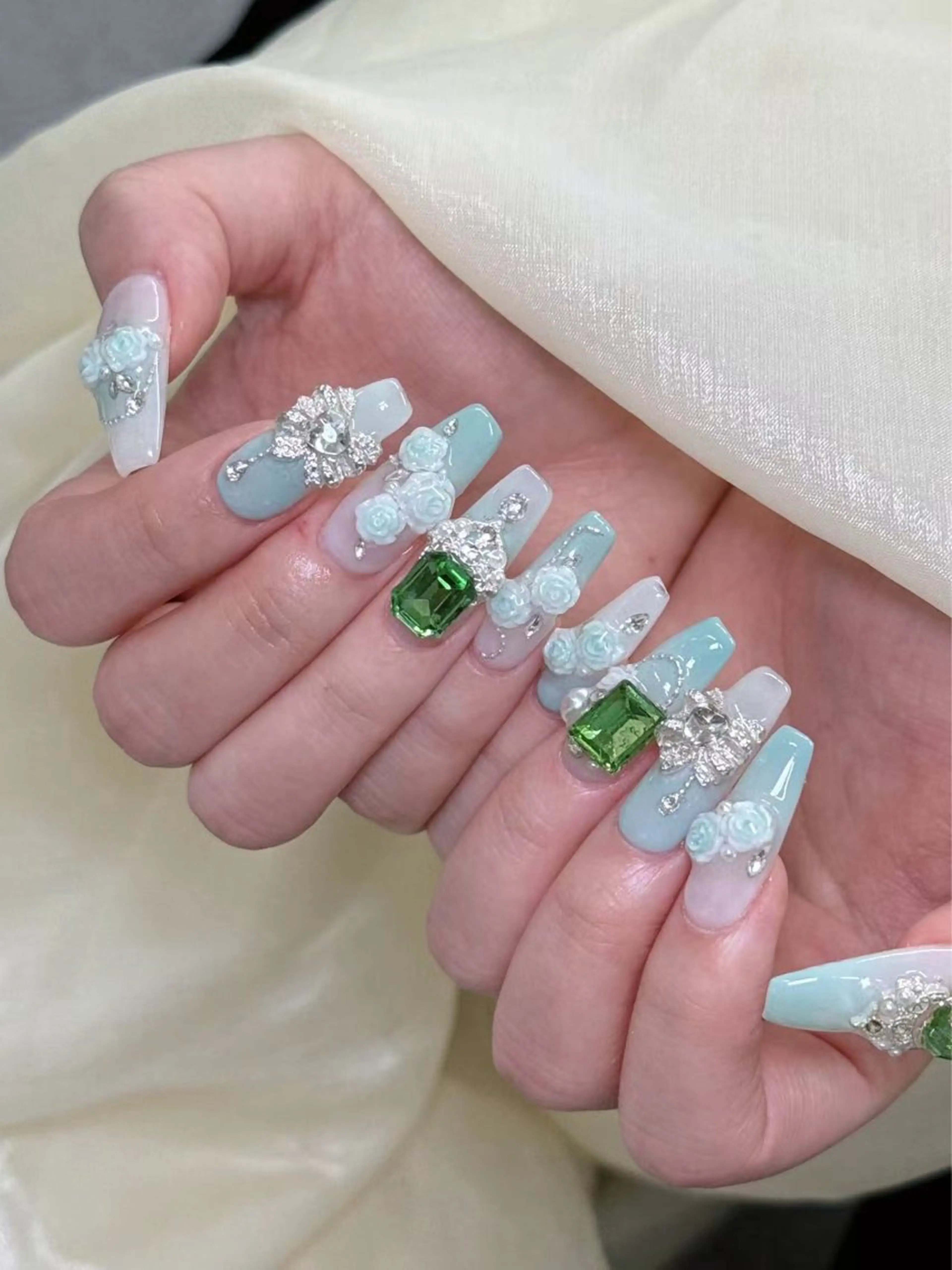 ネイル Glow Nail スカルプ専門店のネイルデザイン