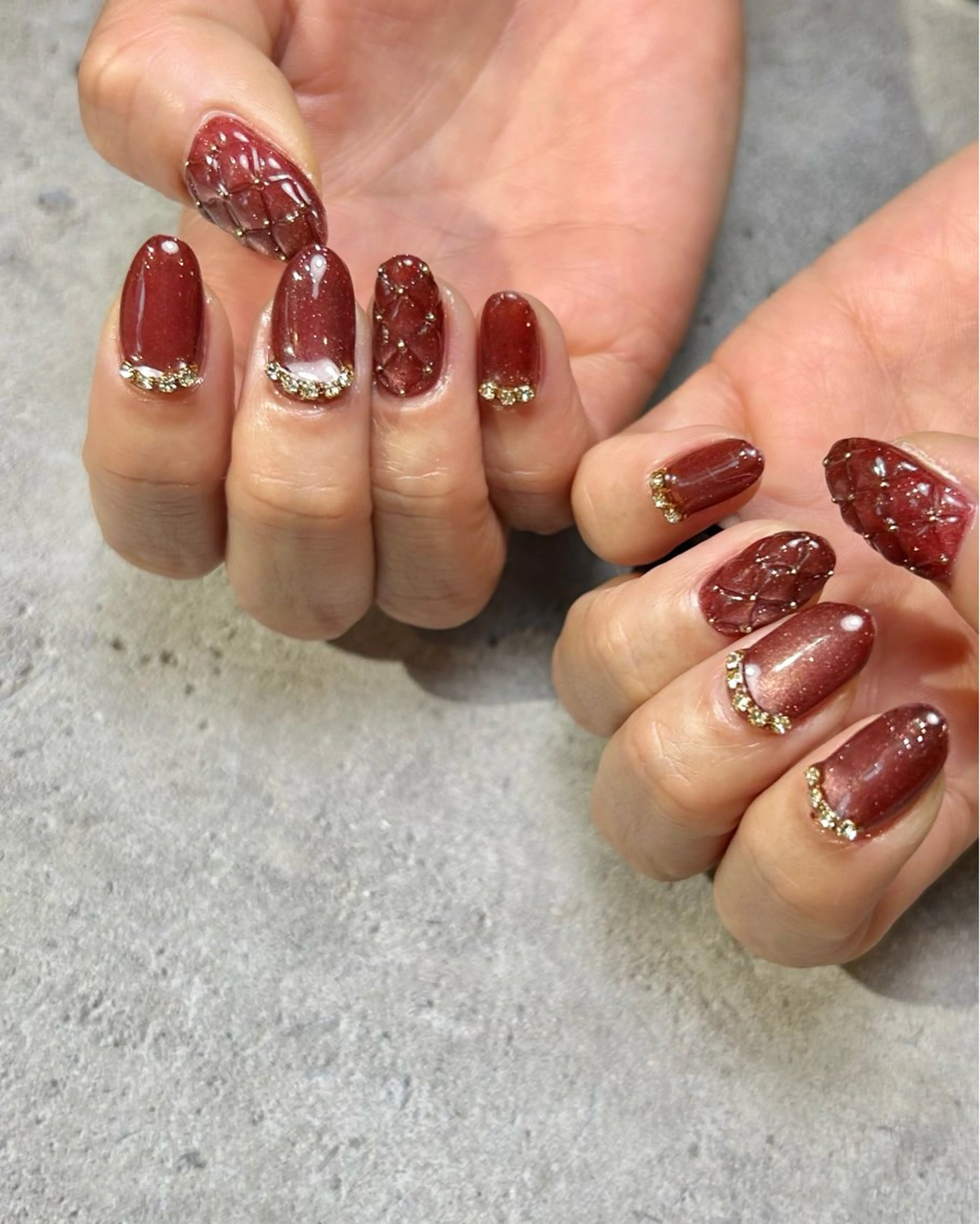 ネイル 持ち込み 赤色 ハンドネイル Reflection marikoのネイルデザイン