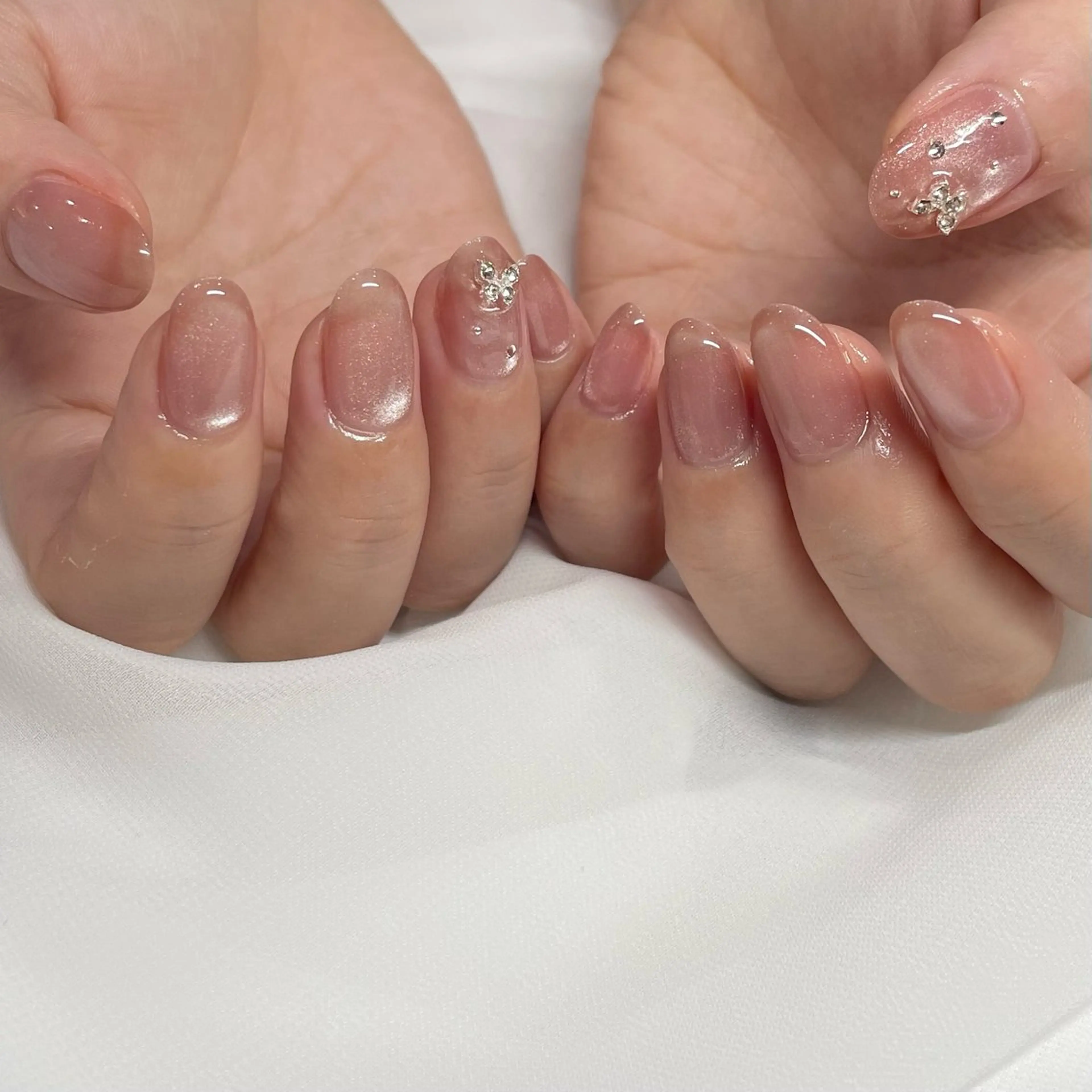 ネイル パラジェルサロン 大人女性が通うサロンのネイルデザイン