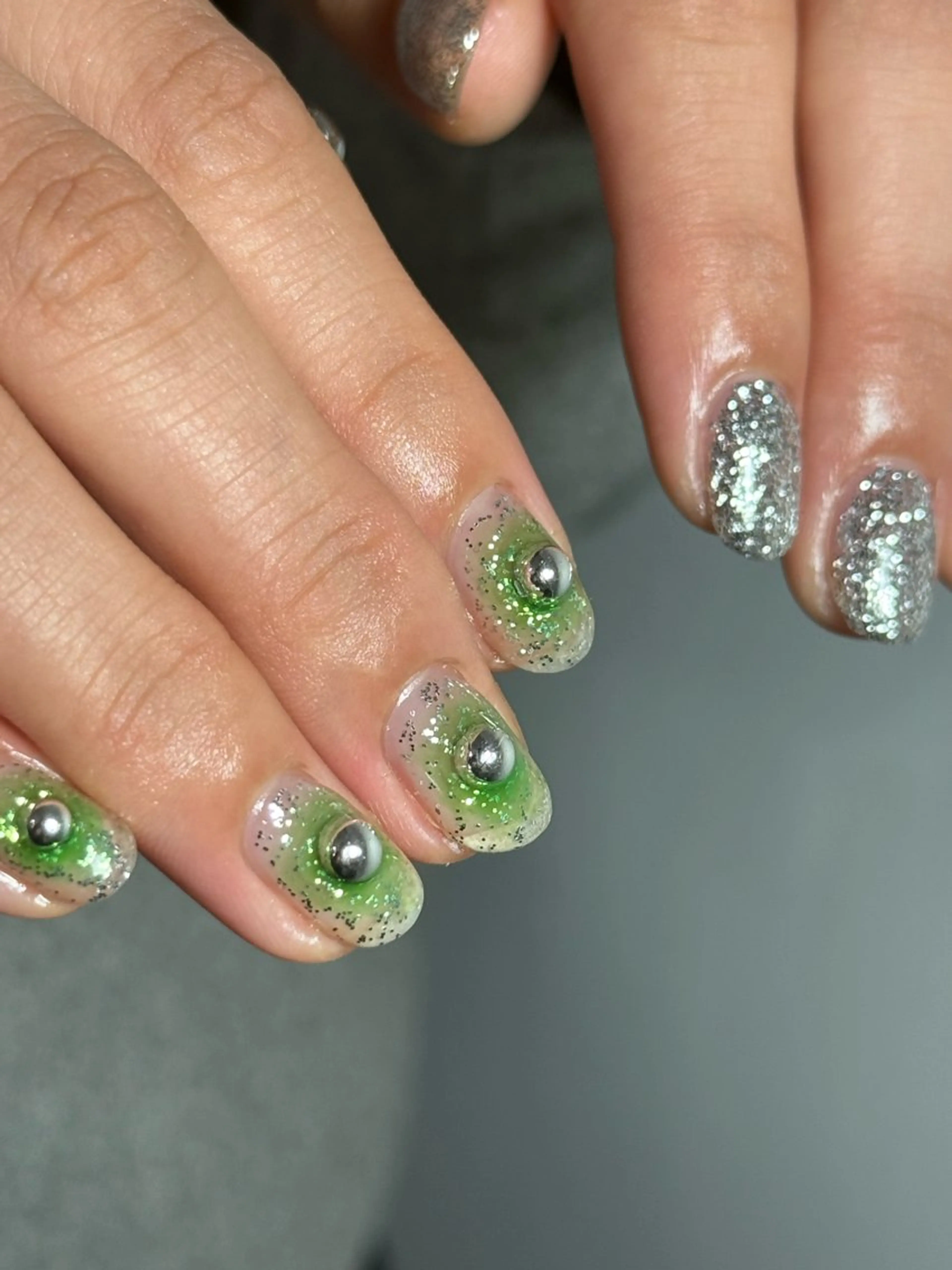 ネイル neouv所属・NEOUV_ mikuのネイルデザイン