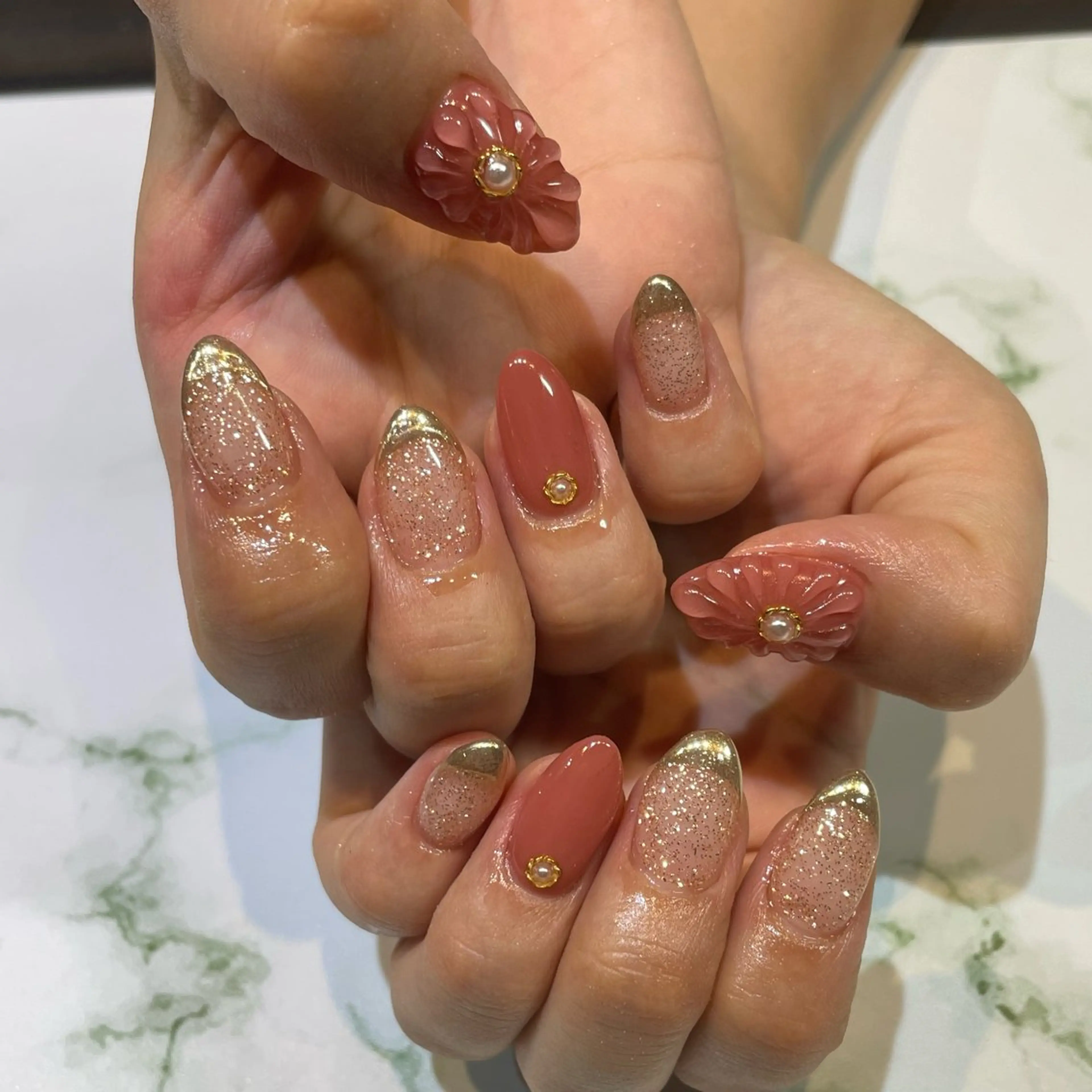 ネイル フラワーネイル 糀屋 彩奈のネイルデザイン