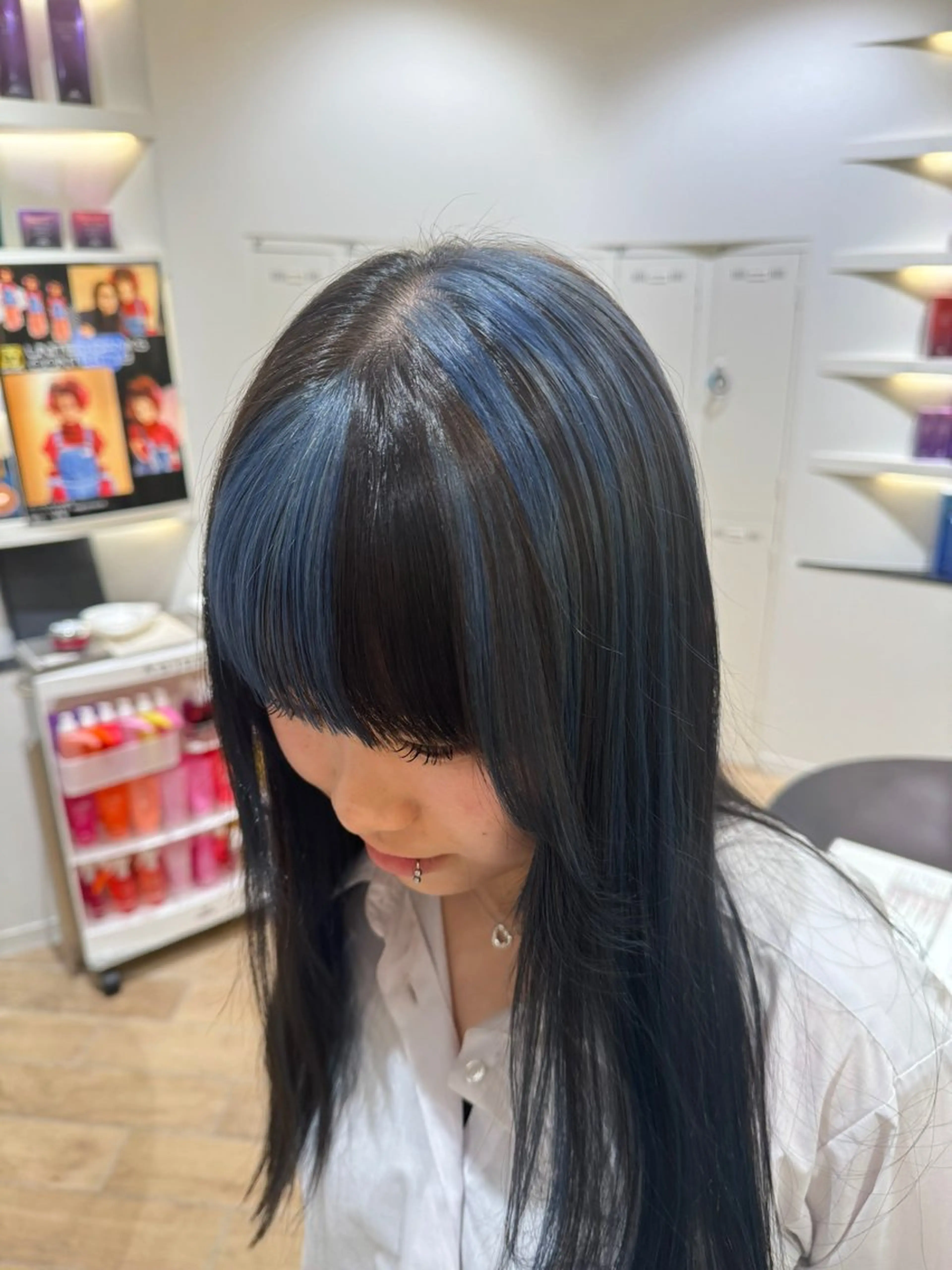 ロング カラー 垢抜け/レイヤー/ ハイトーン/アスナのヘアスタイル