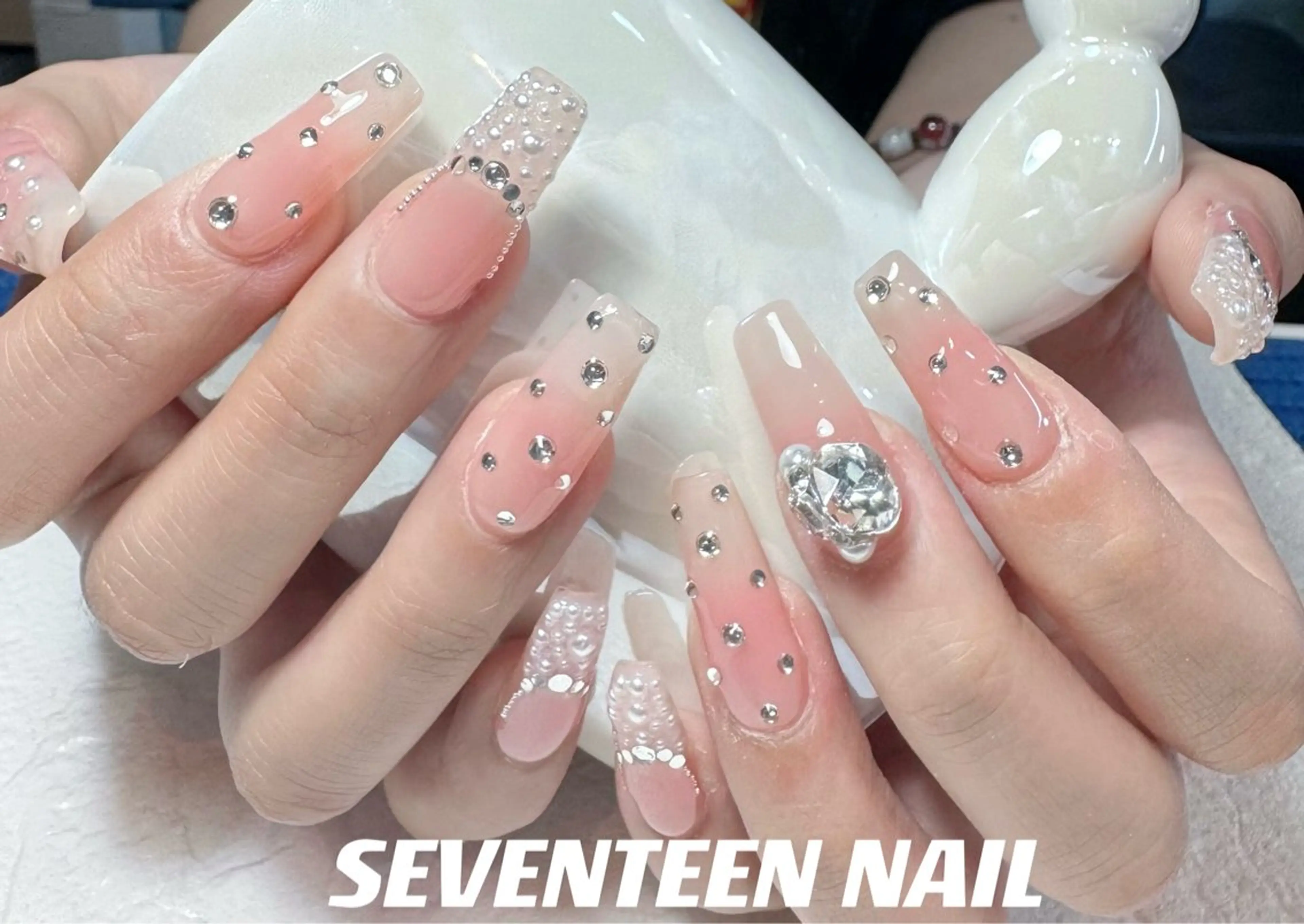 ネイル seventeen nail新宿西口店のネイルデザイン