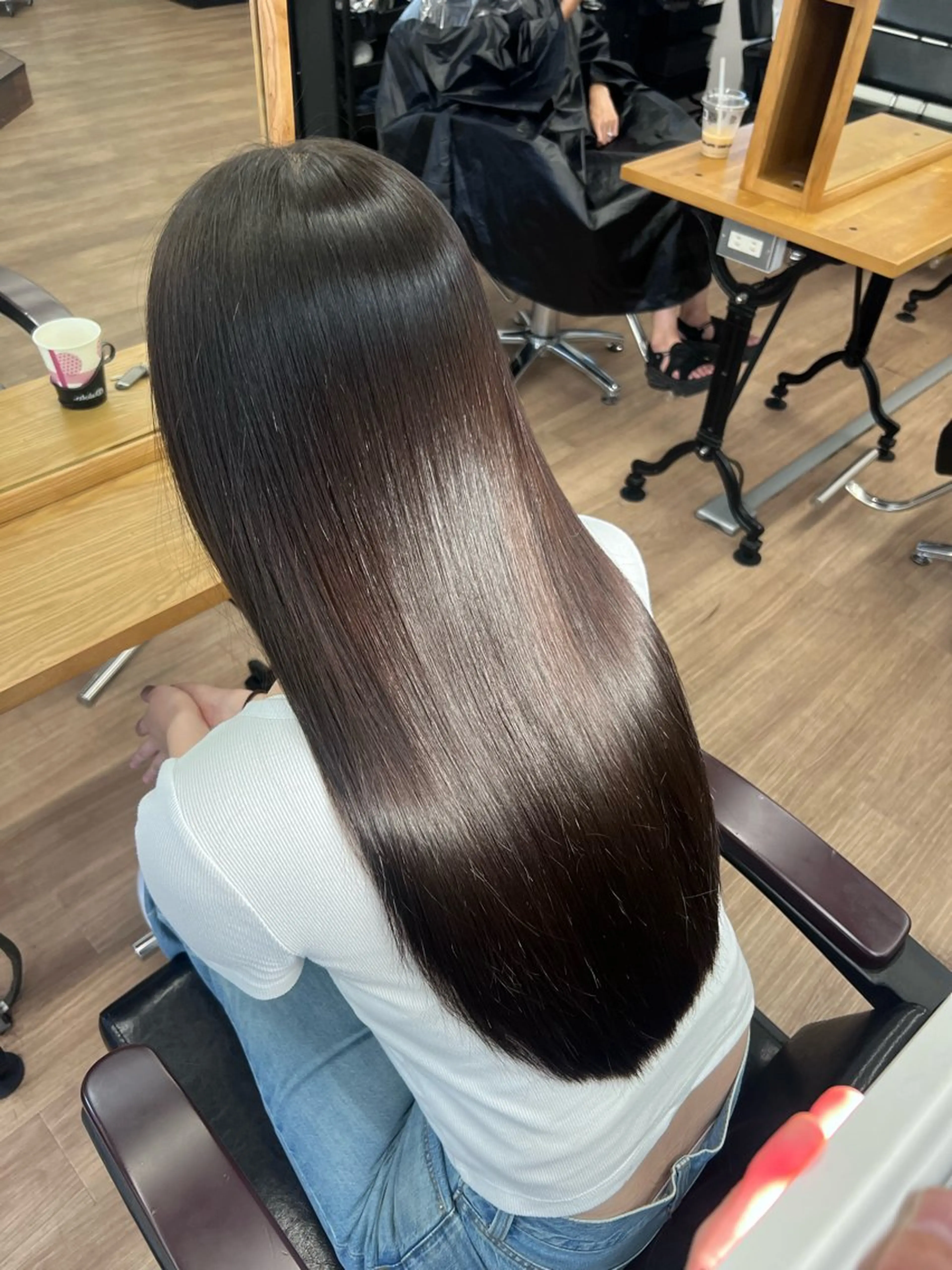 ロング カラー パーマ 韓国風ヘア 似合わせカット 小顔カット カット 縮毛矯正 トリートメント 武田涼レイヤーカット 髪質改善×縮毛矯正のヘアスタイル