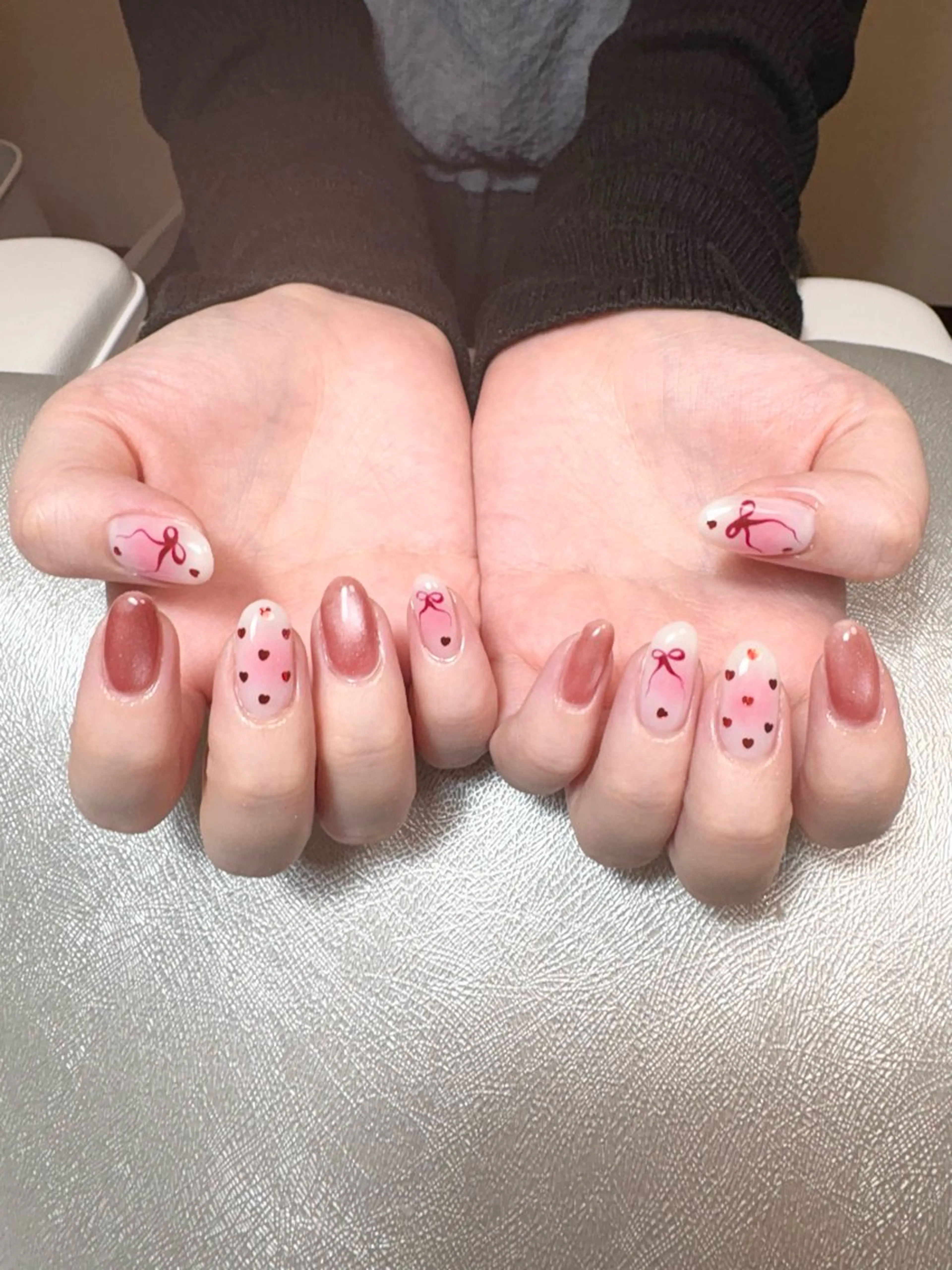 ネイル チークネイル ハート マグネットネイル ピンク リボン ハンドネイル ✨韓国✨nail salonLumieのネイルデザイン