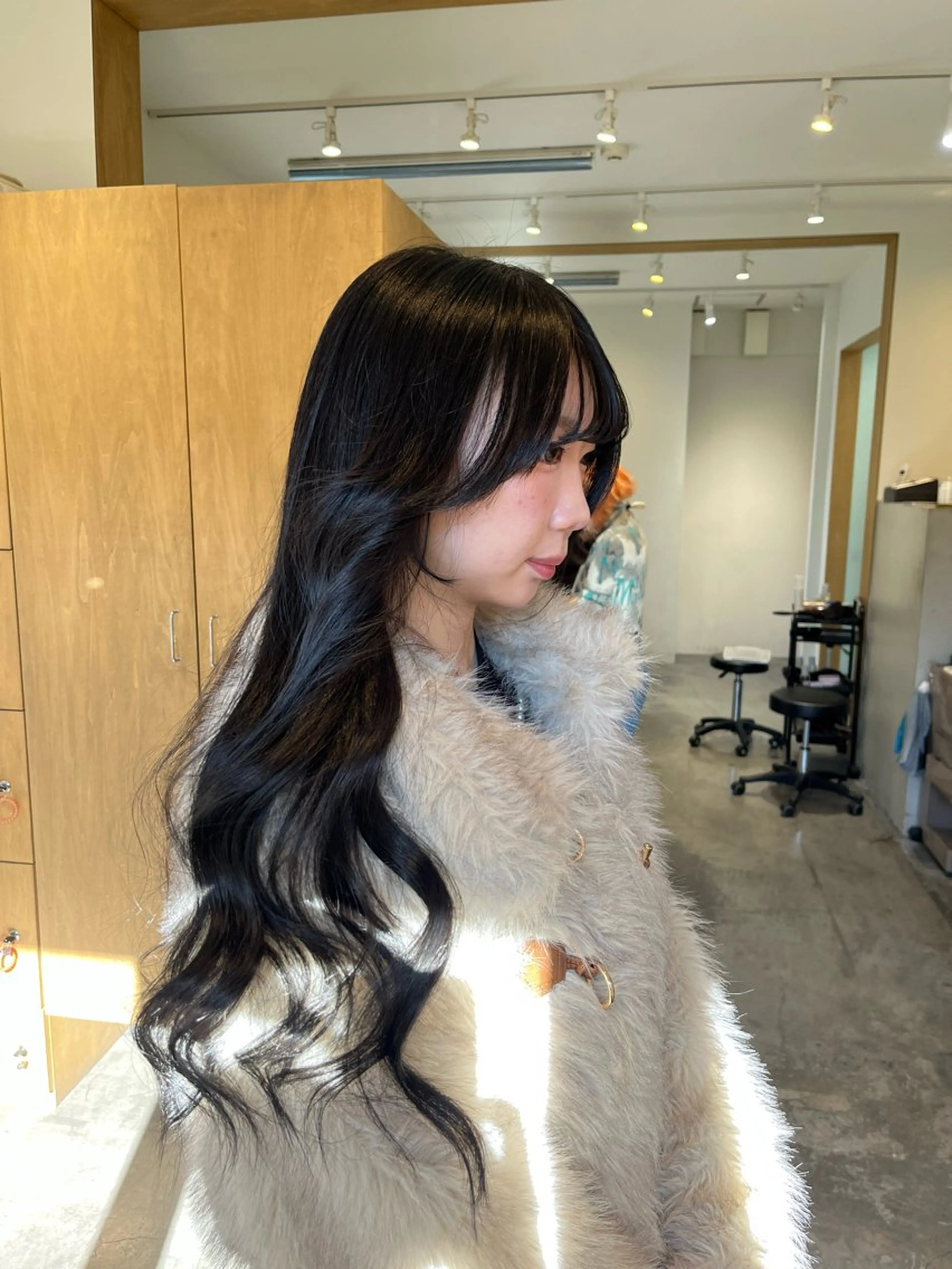 ロング カラー YUI／レイヤー カット/透明感カラーのヘアスタイル