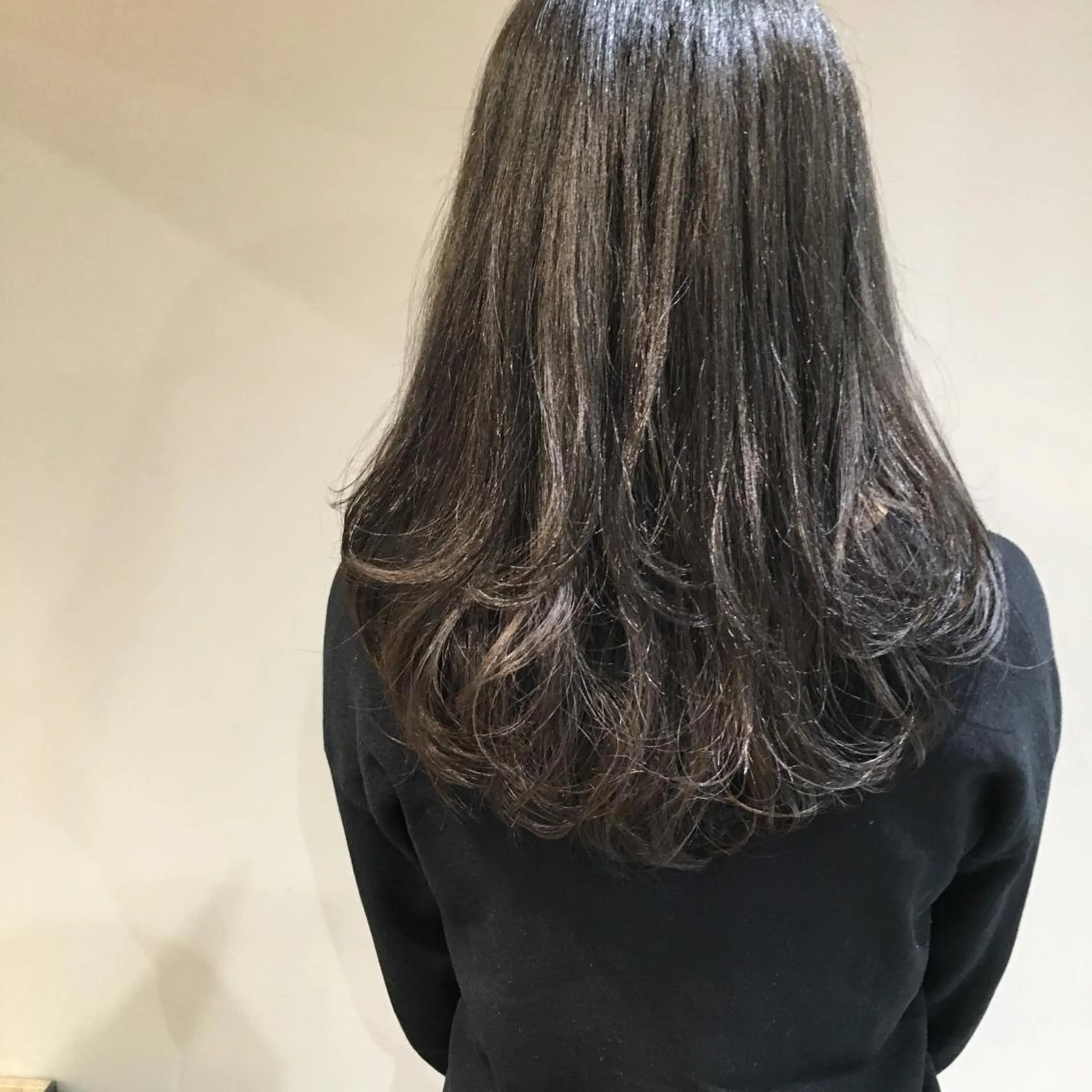 ロング カラー アッシュ レイヤーカット BLend 渋谷のヘアスタイル