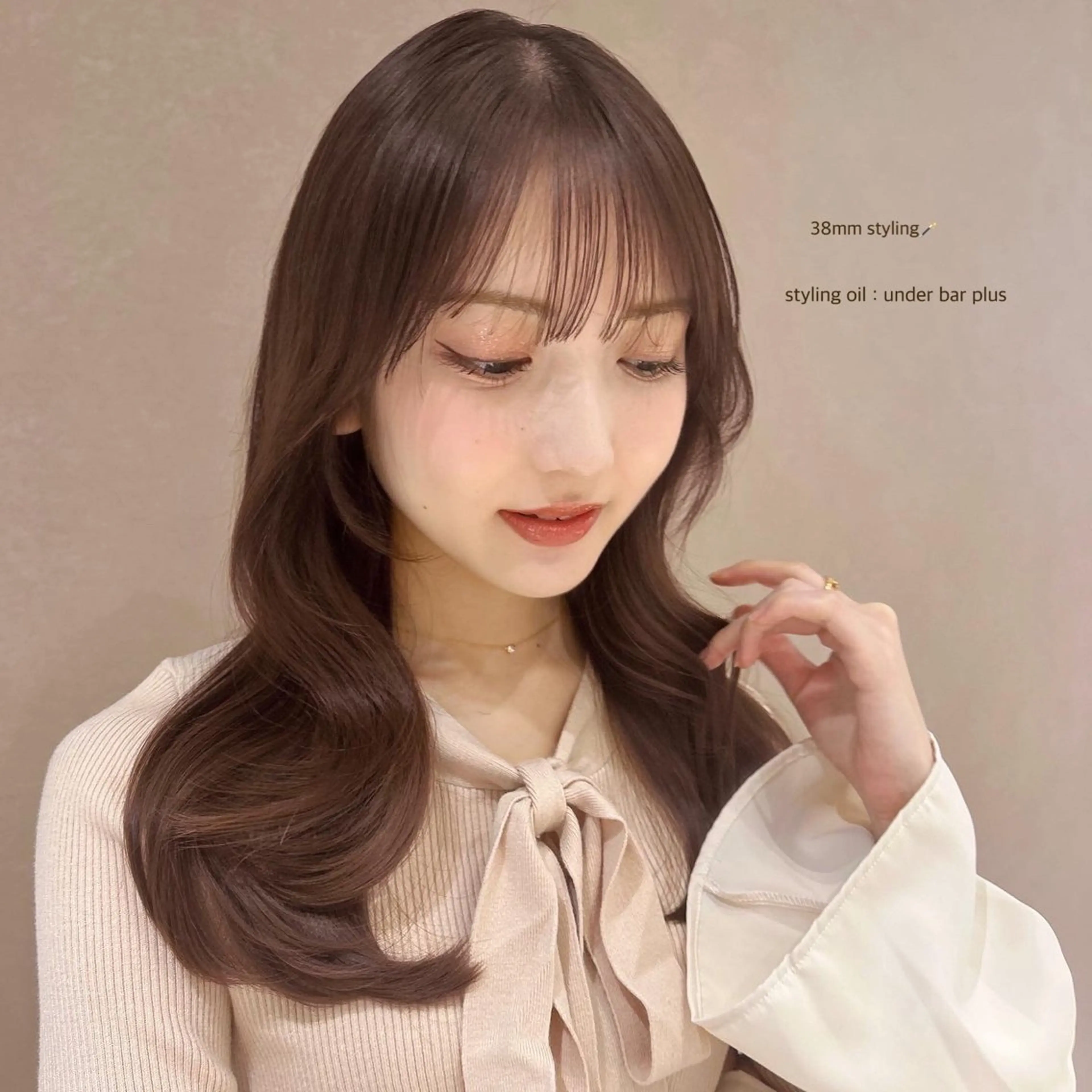 セミロング カラー 透明感カラー ミディアムヘア Chifumiのヘアスタイル