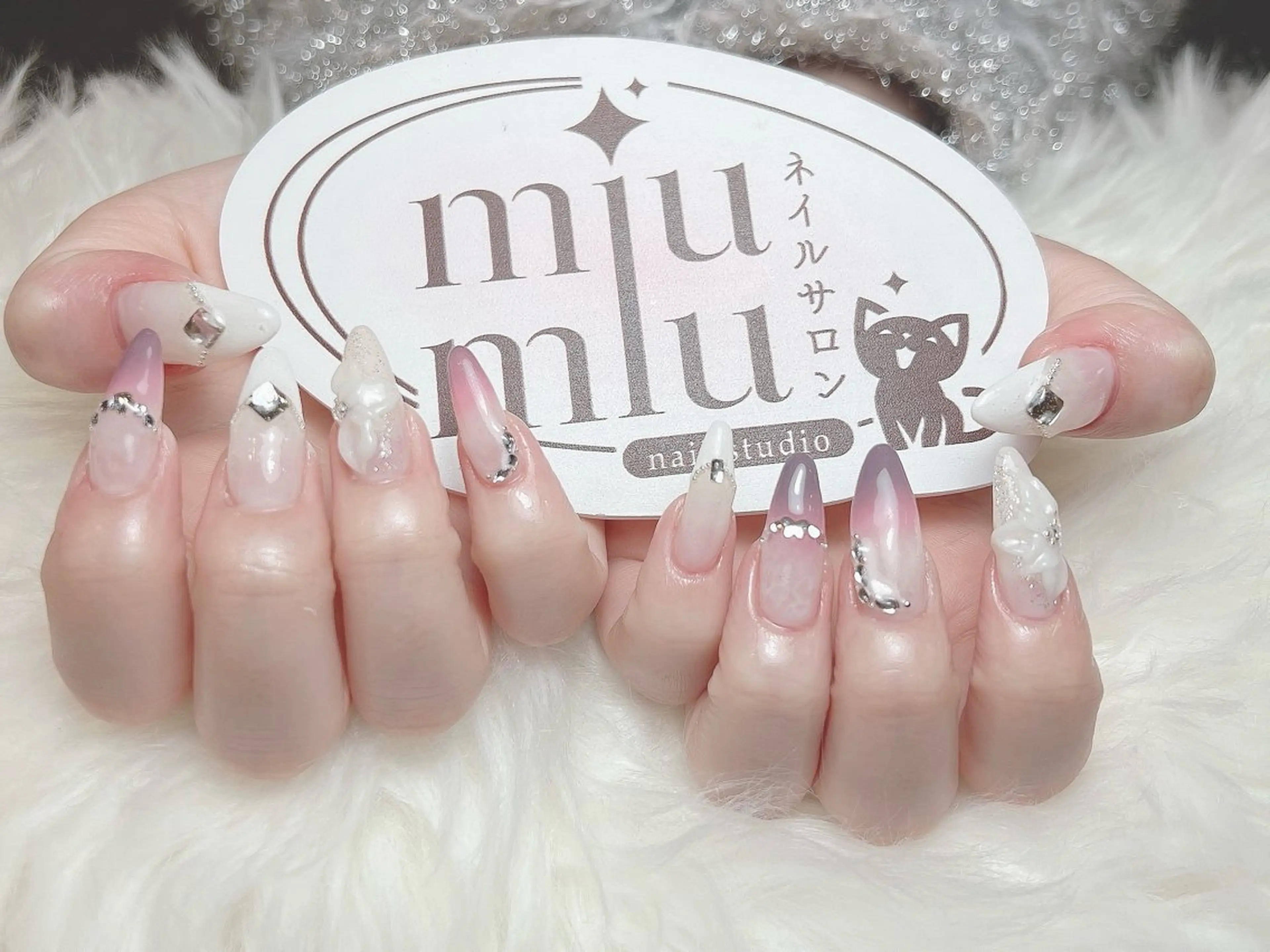 ロング フットネイル ハンドケア Miu Miu Nail Studio所属・yu naのネイルデザイン