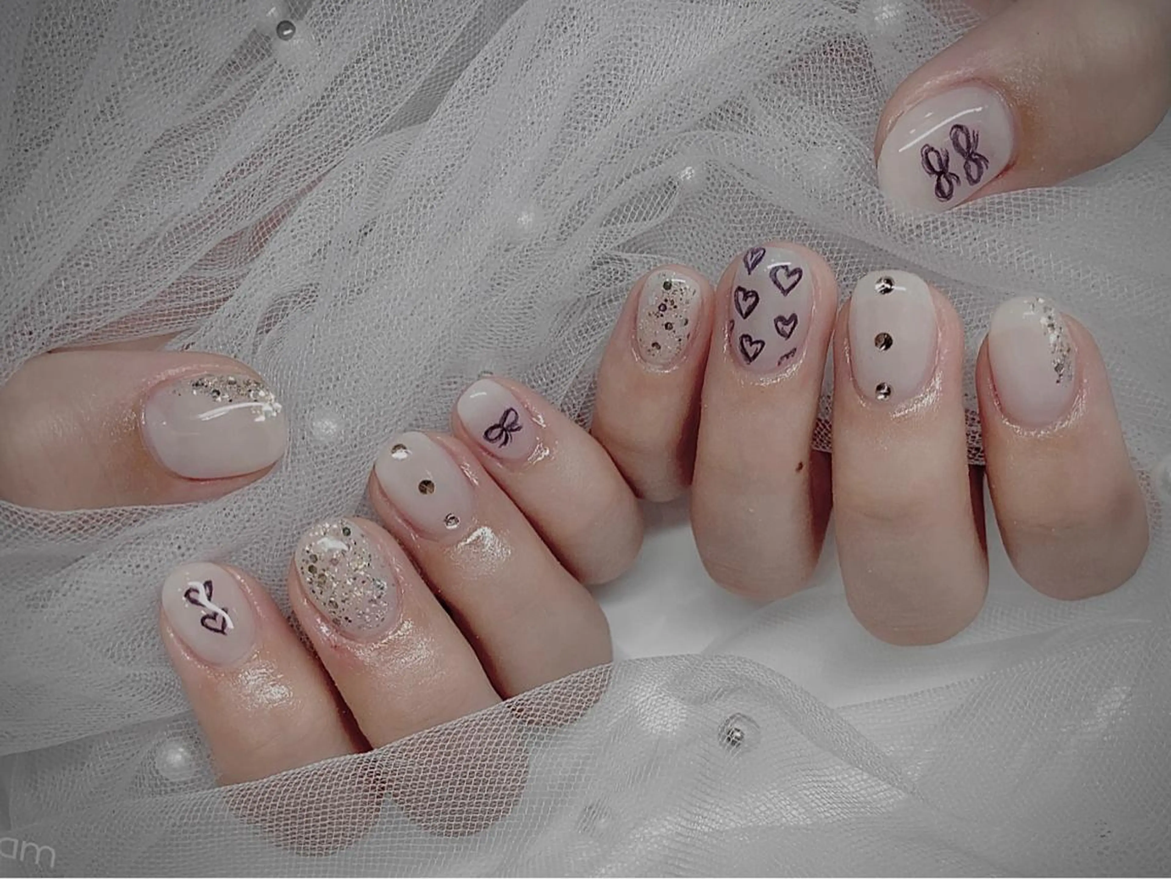 ネイル I-nailロング /ワンホン/キラキラのネイルデザイン