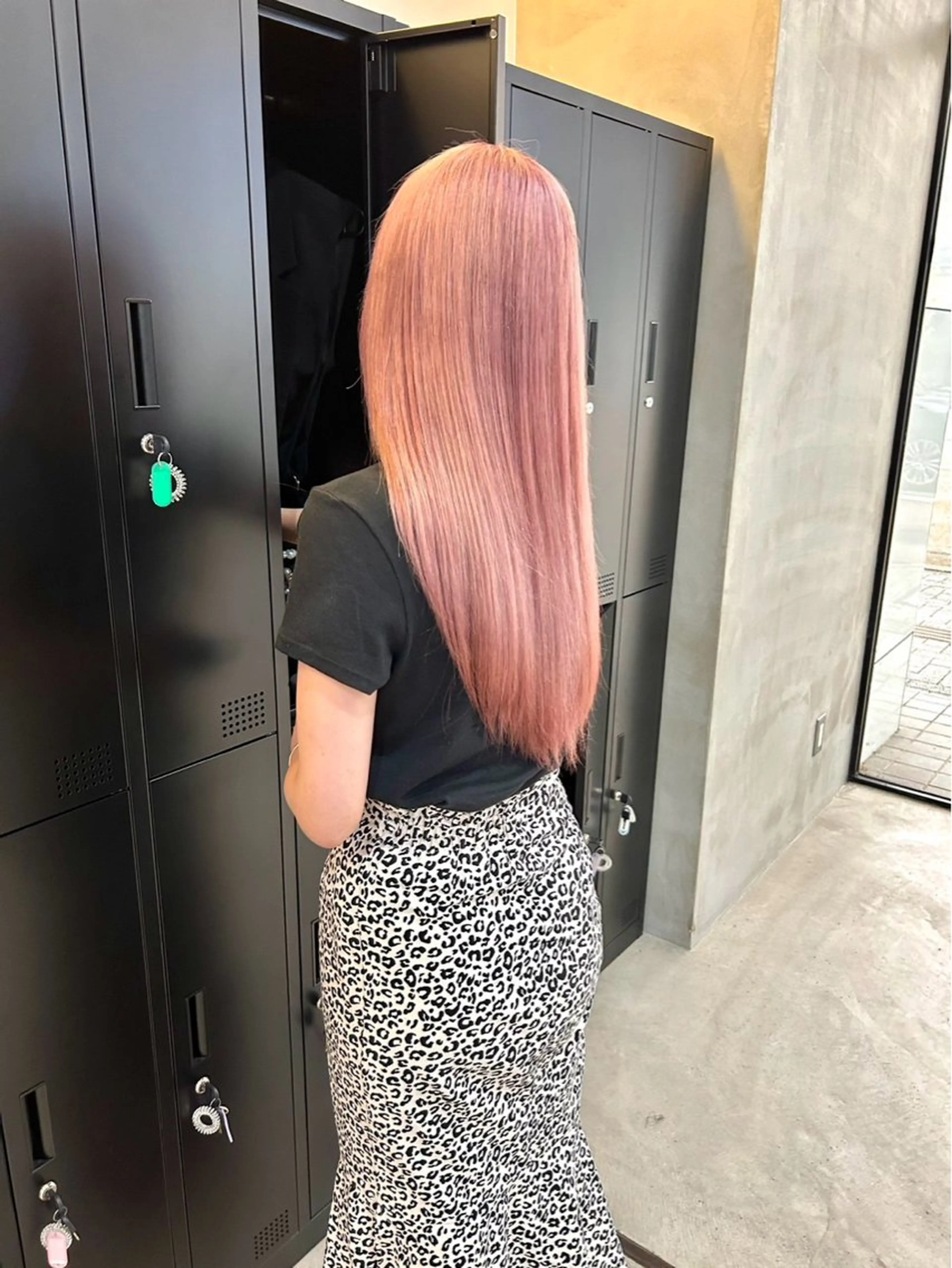 ロング カラー ピンクカラー ヘアカラー 艶カラー YOSHIMURAのヘアスタイル