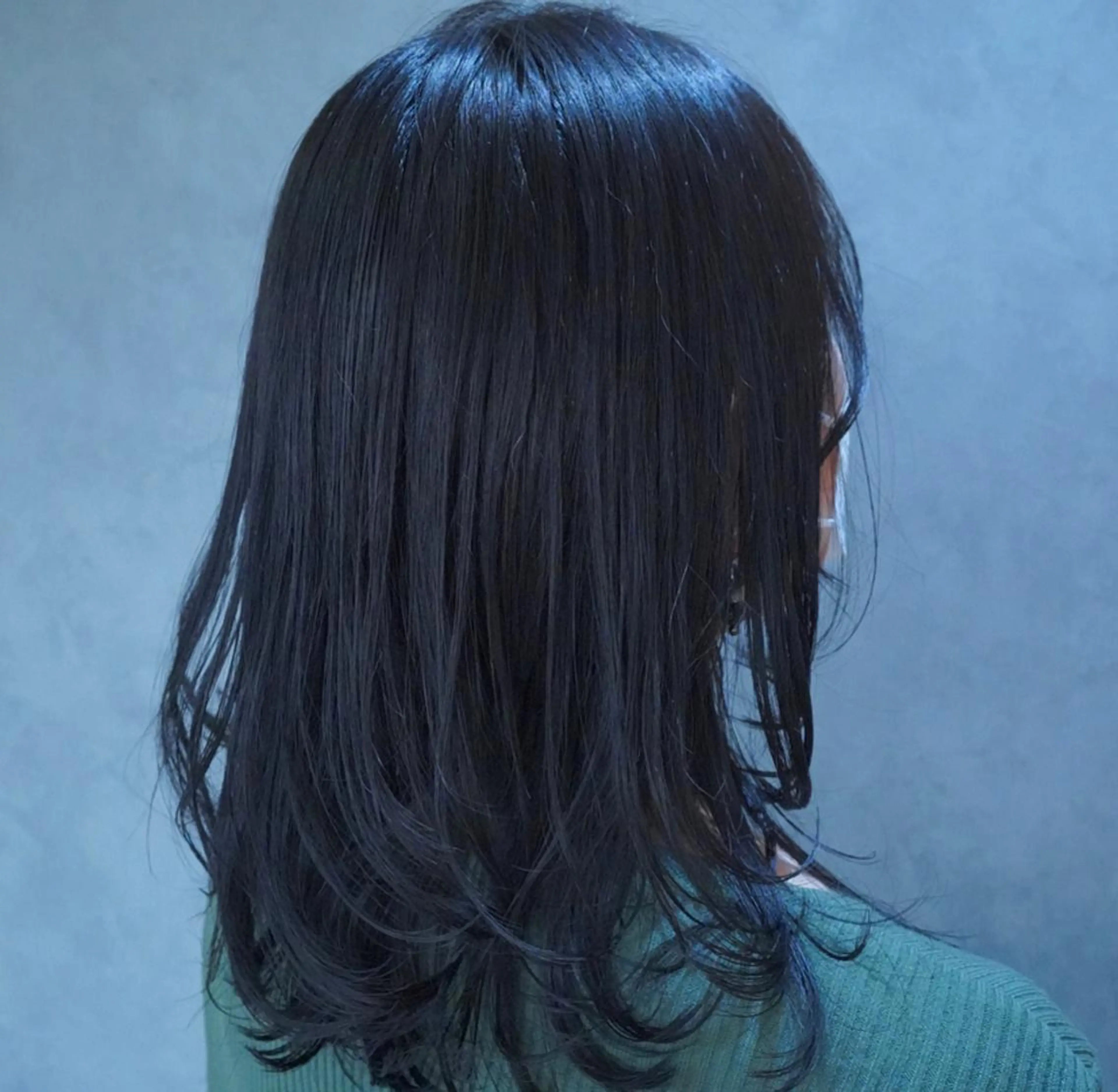 セミロング カラー ヘアアレンジ レイヤーカット 伊藤 玲衣のヘアスタイル