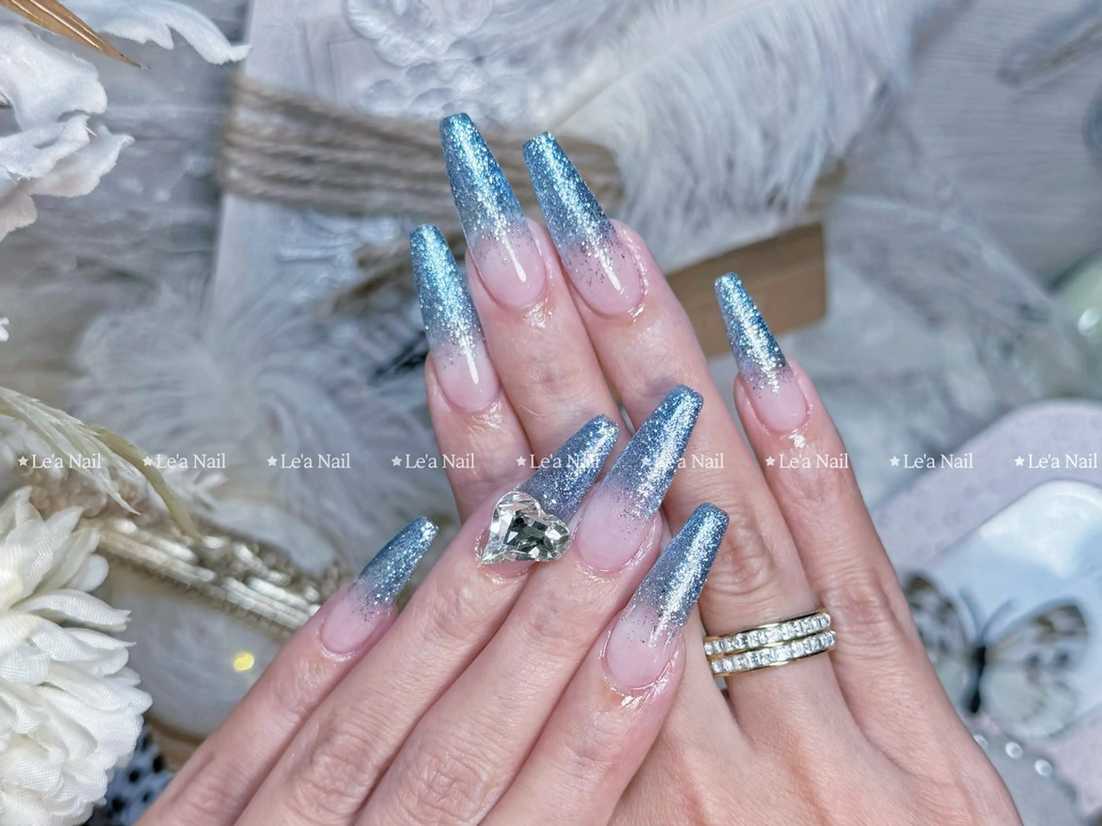 ネイル フラッシュネイル フットネイル ジェルネイル グラデーション 韓国ネイル ハンドネイル Luxe Nail Salonのネイルデザイン