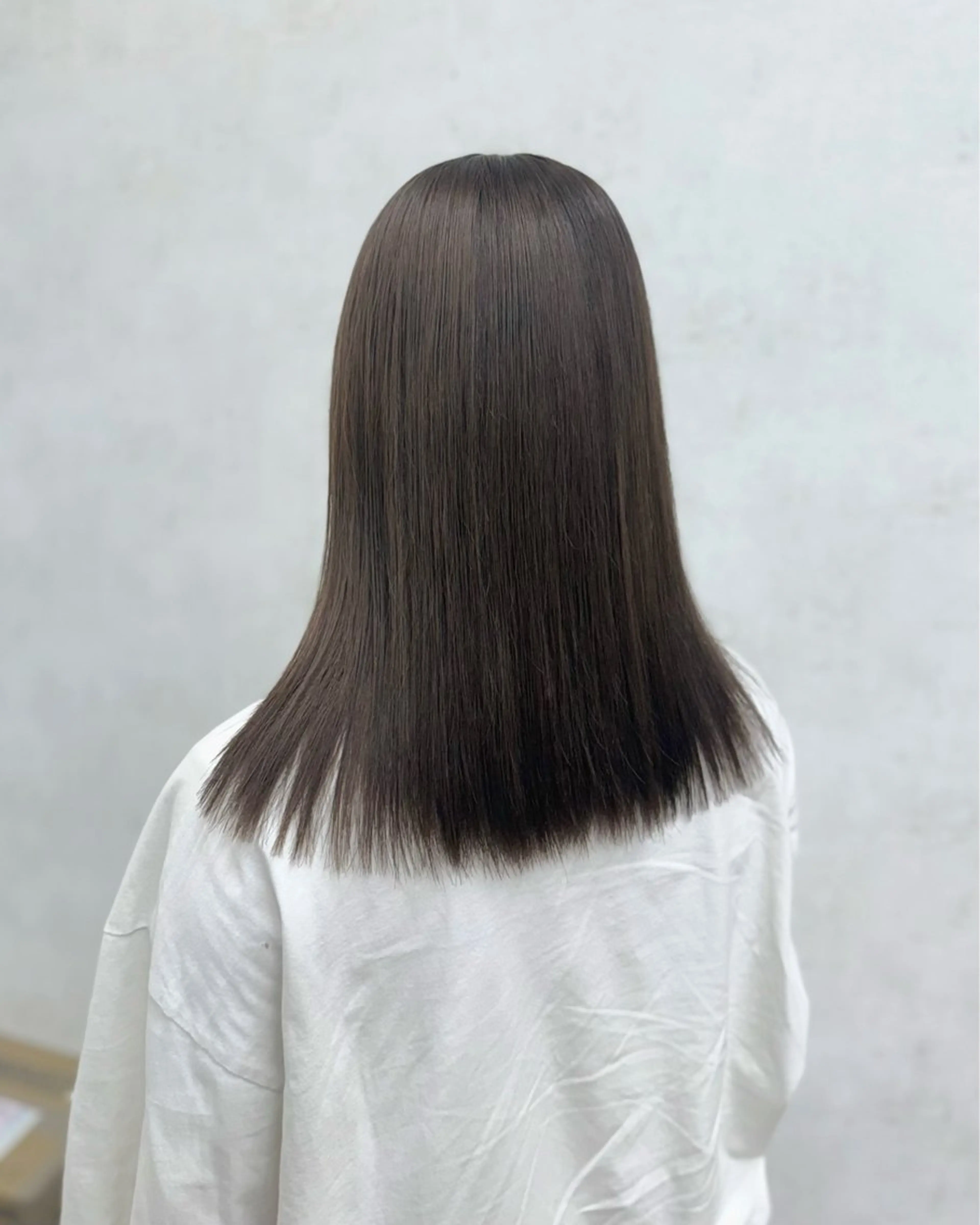 ミディアム カラー ブリーチ ブラウンカラー 透明感カラー ヘーゼル ブリーチなしカラー 寒色 ♡ レイヤー ┊︎miyuのヘアスタイル