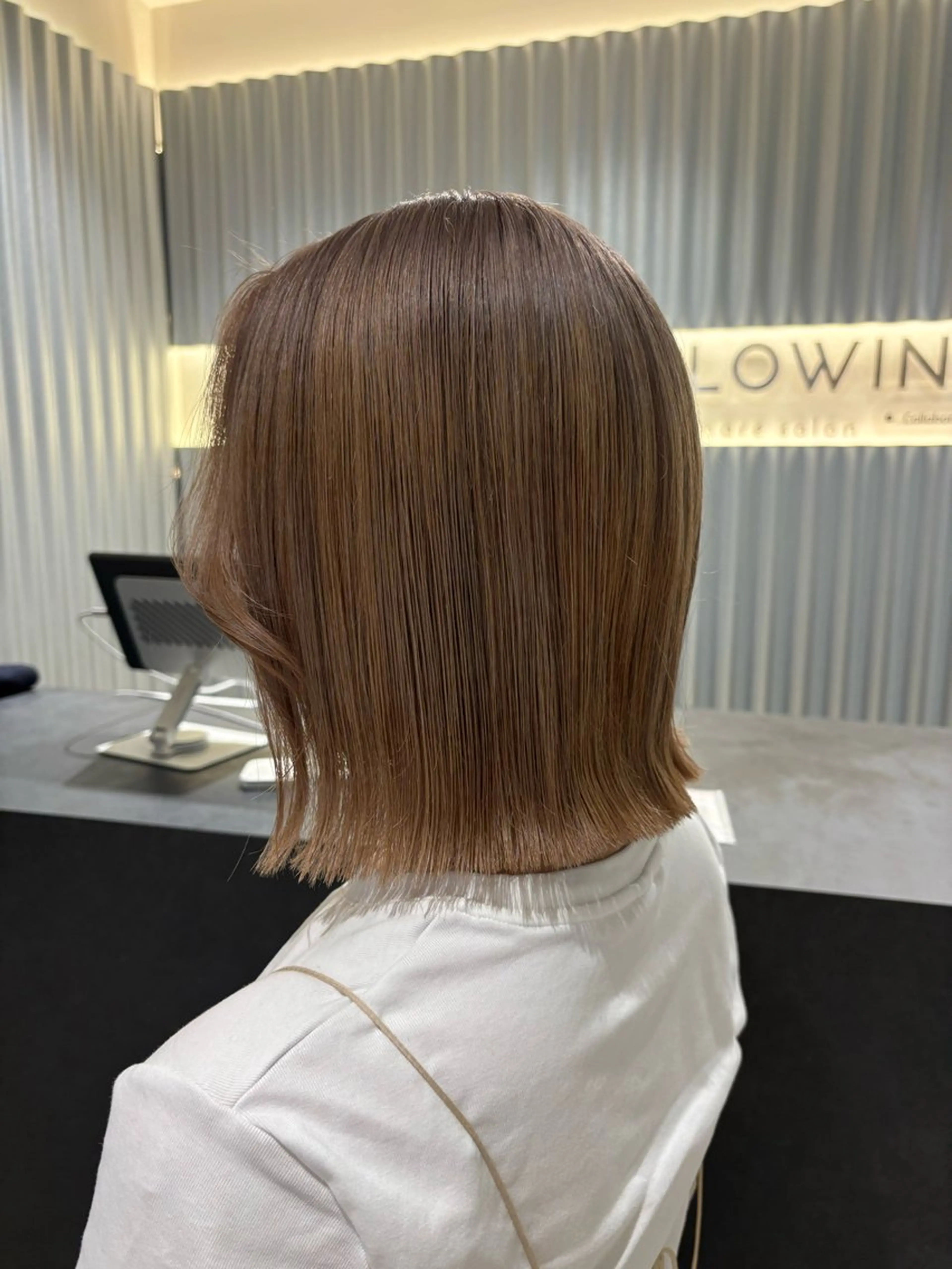 ショート カラー ヘアアレンジ ベージュカラー ミルクティーベージュ カット ヘアカラー トリートメント ヘッドスパ 押切 響 のヘアスタイル