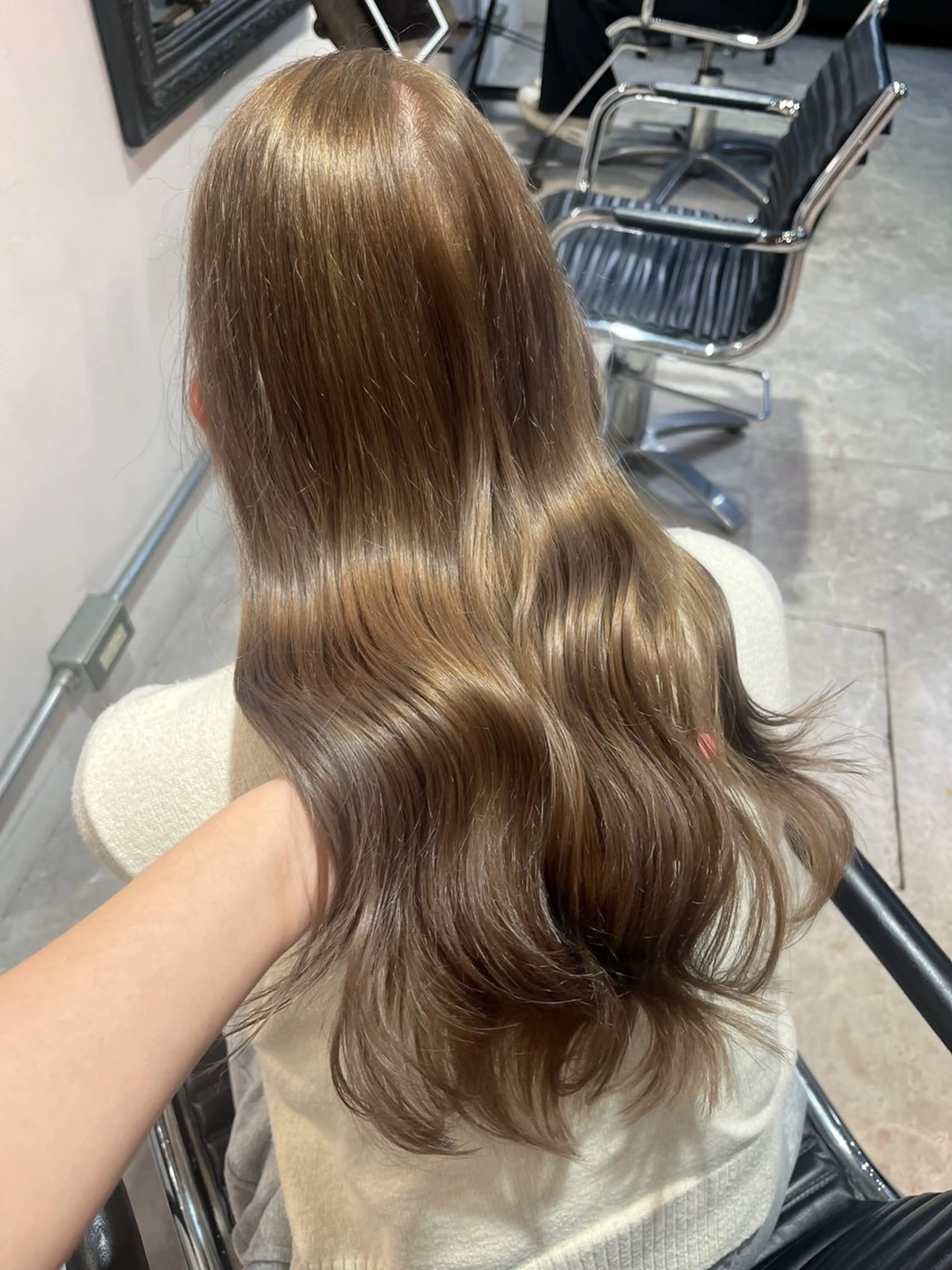 ロング ヘアカラー ブリーチなしダブルカ ラー🩶manamiのヘアスタイル