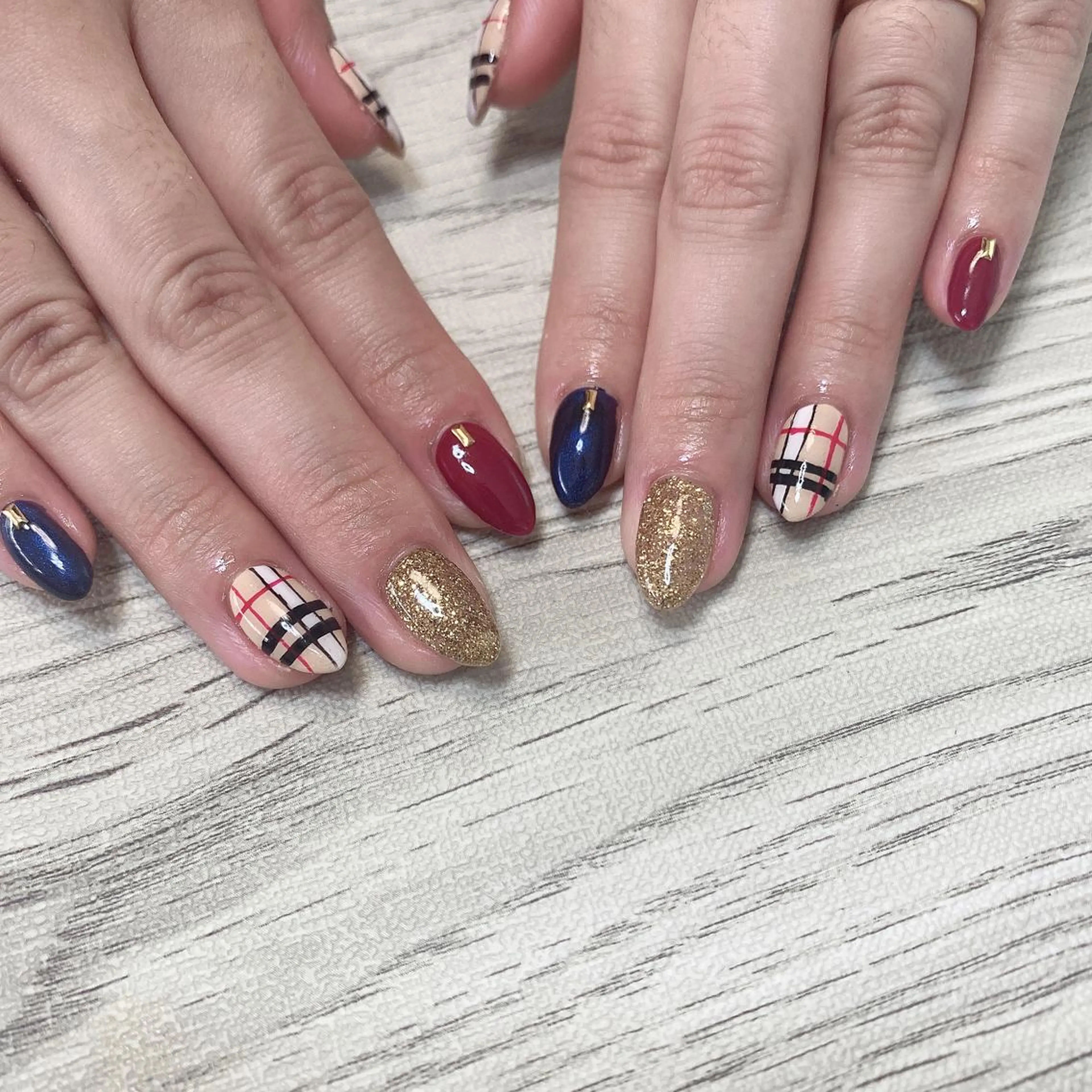 ネイル ハンドネイル フットネイル Adite nailのネイルデザイン