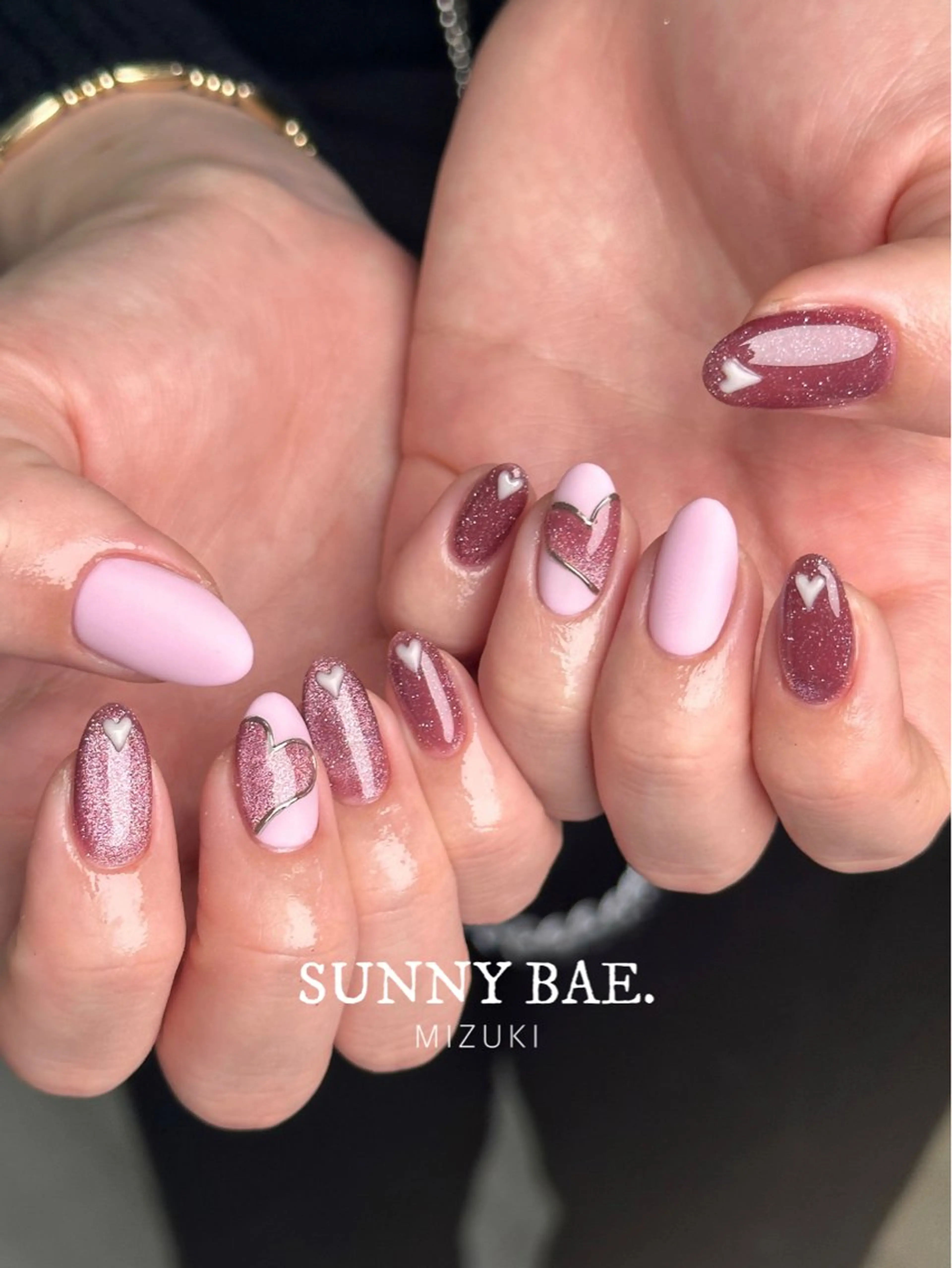ネイル アートネイル フラッシュネイル フラッシュマグ ハート マグネットネイル SUNNY BAE. 🌼MIZUKIのネイルデザイン