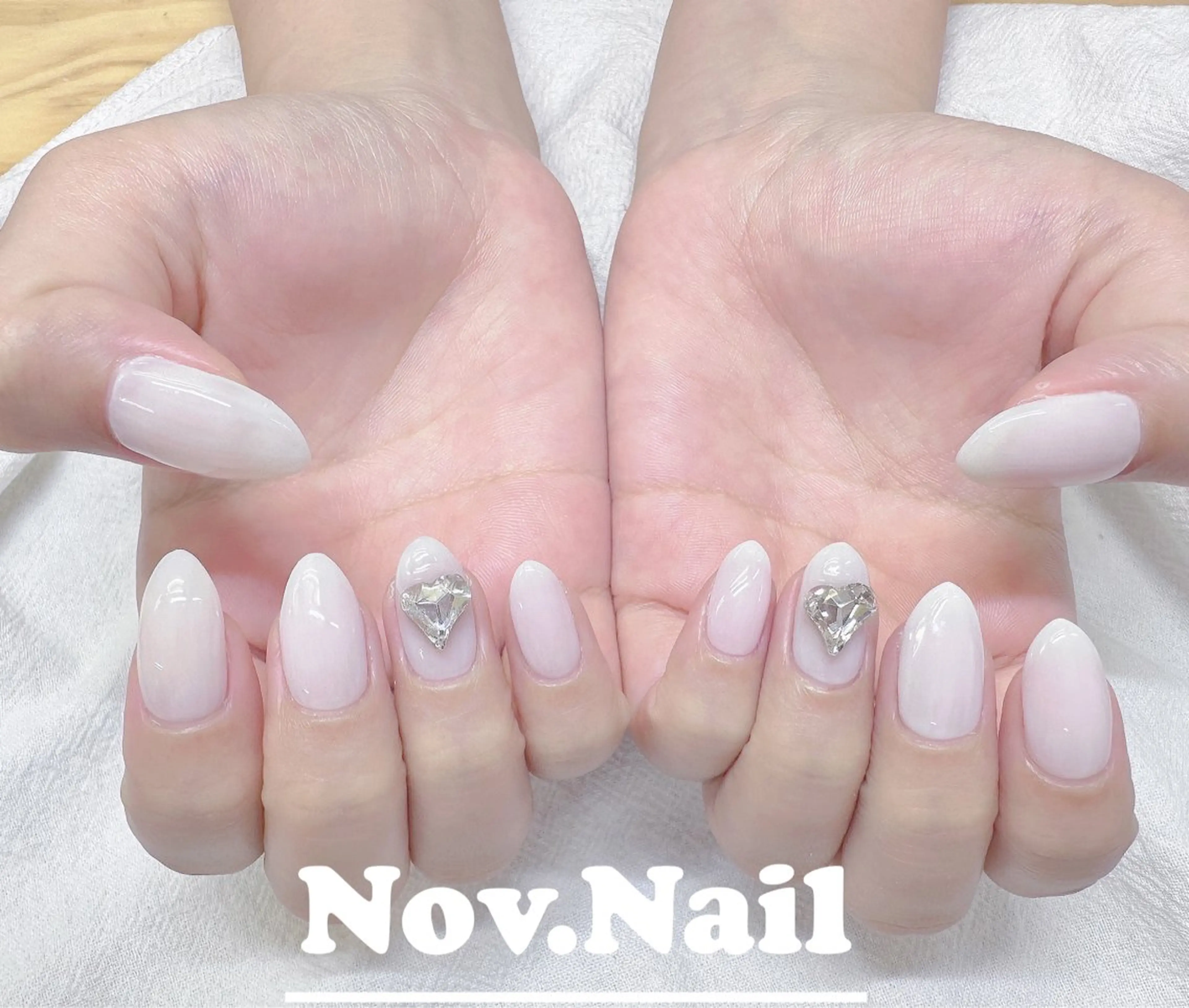 ネイル Nov. ネイルサロンのネイルデザイン