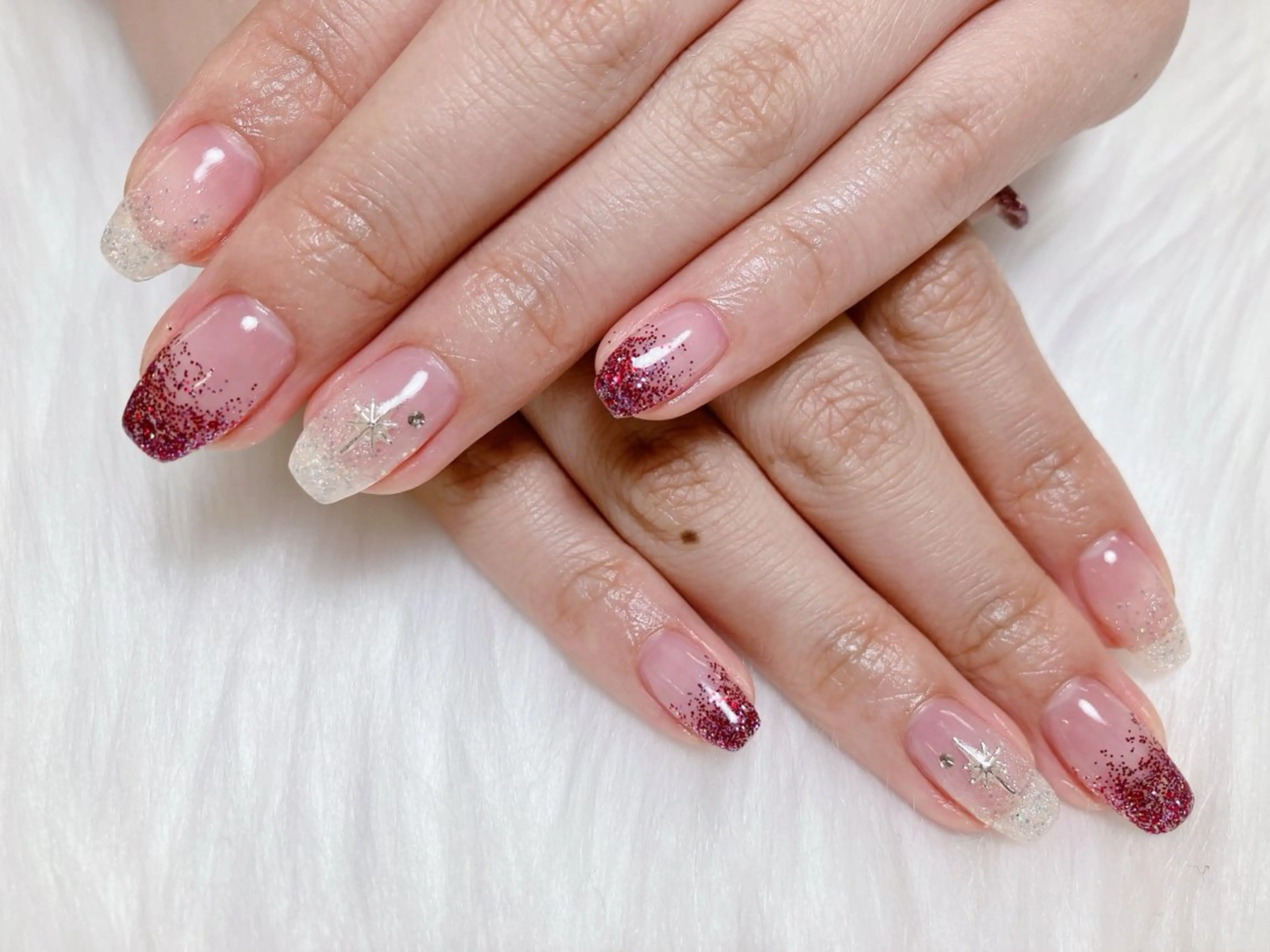 ネイル 綱島 佳恵のネイルデザイン