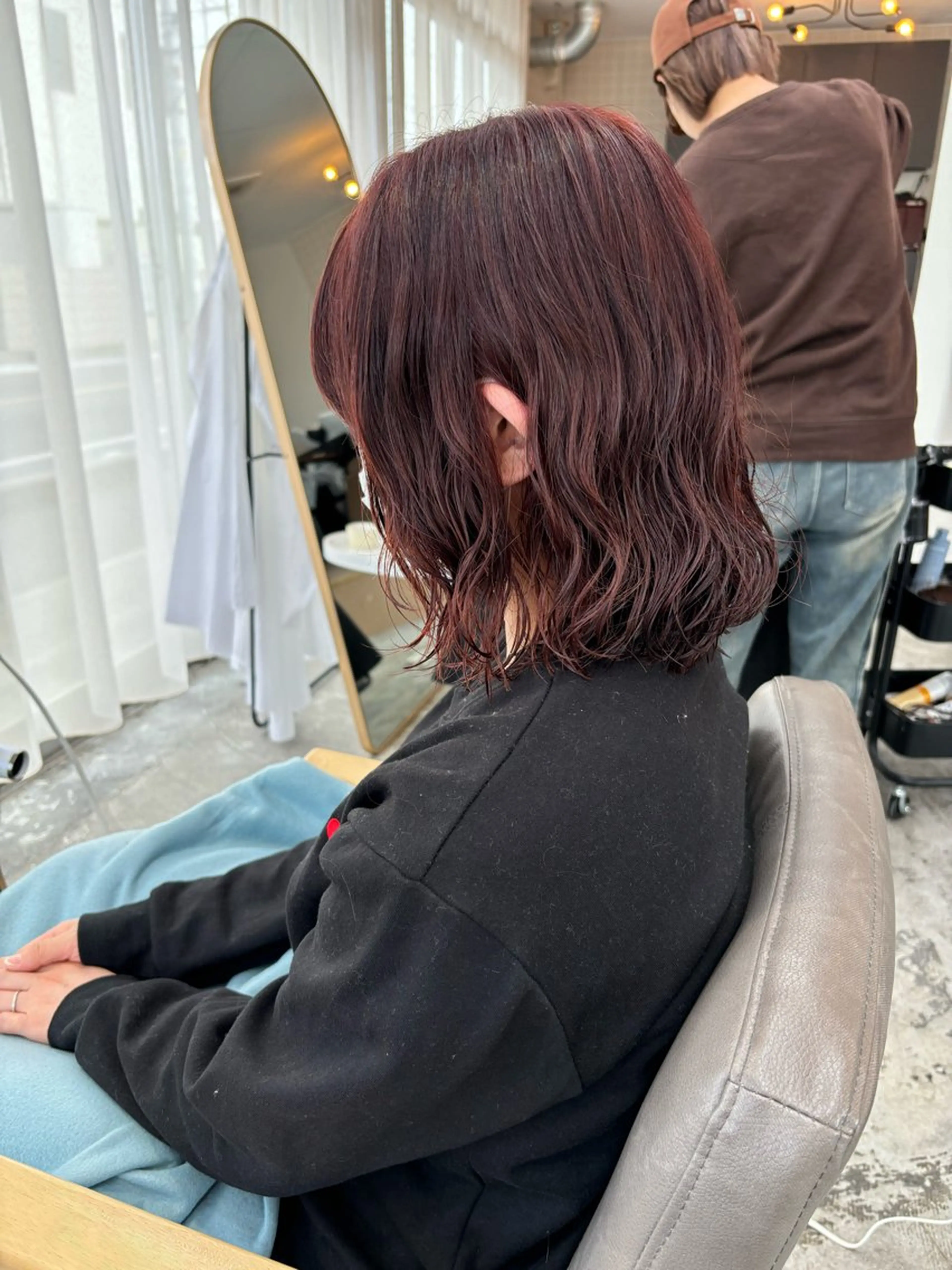 ミディアム レッドブラウン yunica所属・yunica manaeのヘアスタイル