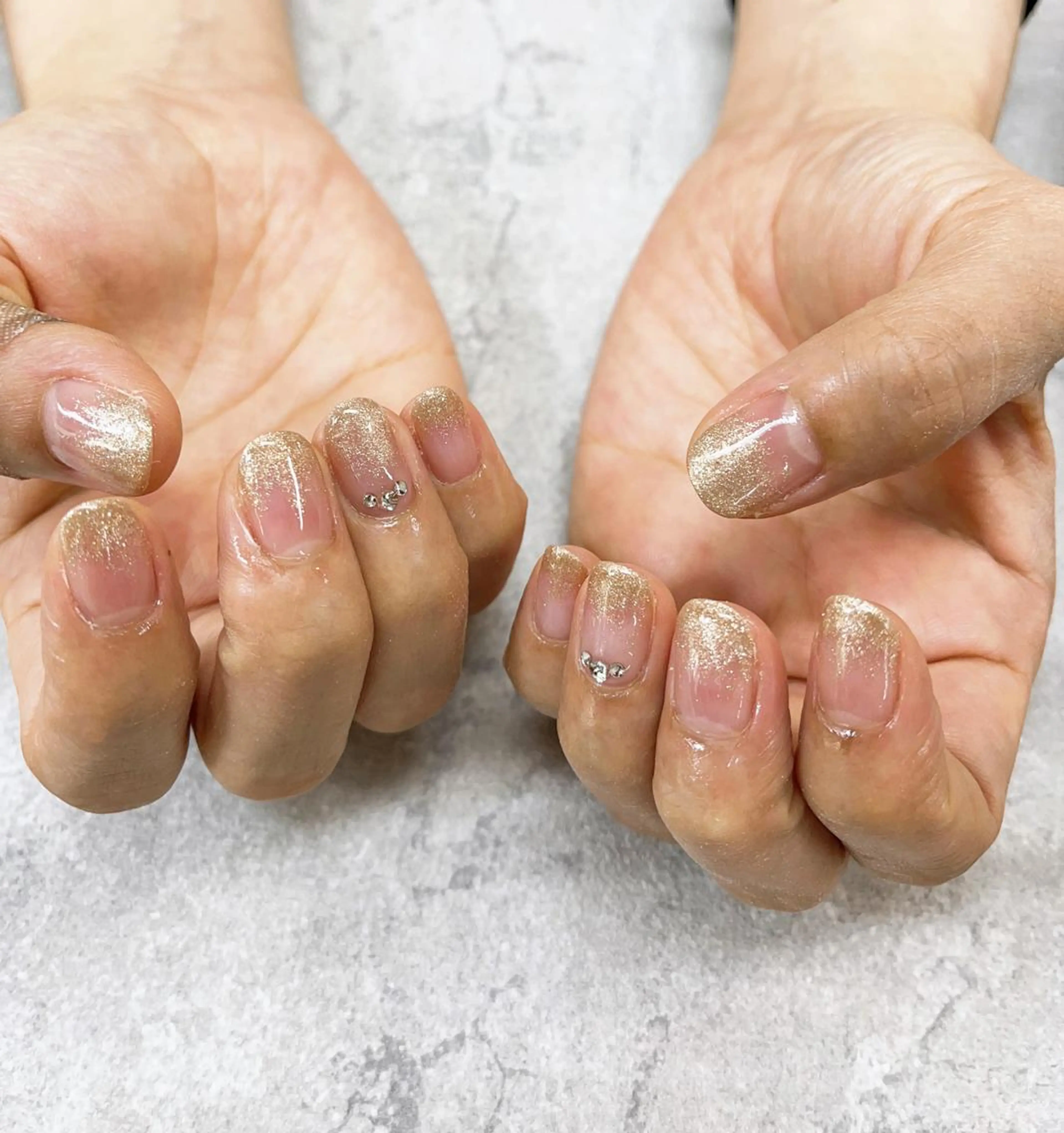 ネイル フットネイル フレンチネイル ジェルネイル ガラスフレンチ グラデーション FASTNAIL PLUS 新宿店のネイルデザイン