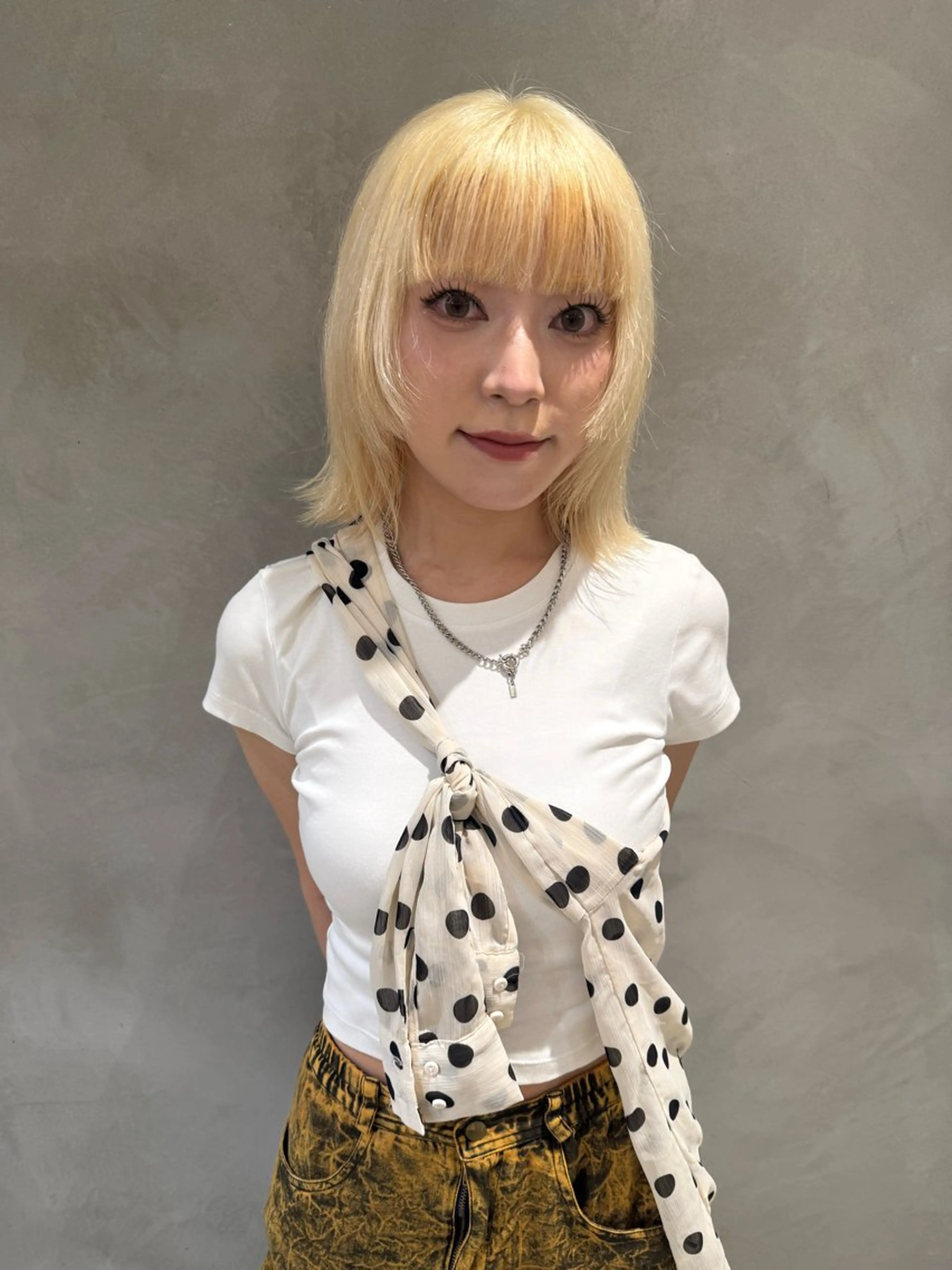 カラー ブロンド ホワイトブロンド AYAKA/ omotesandoのヘアスタイル