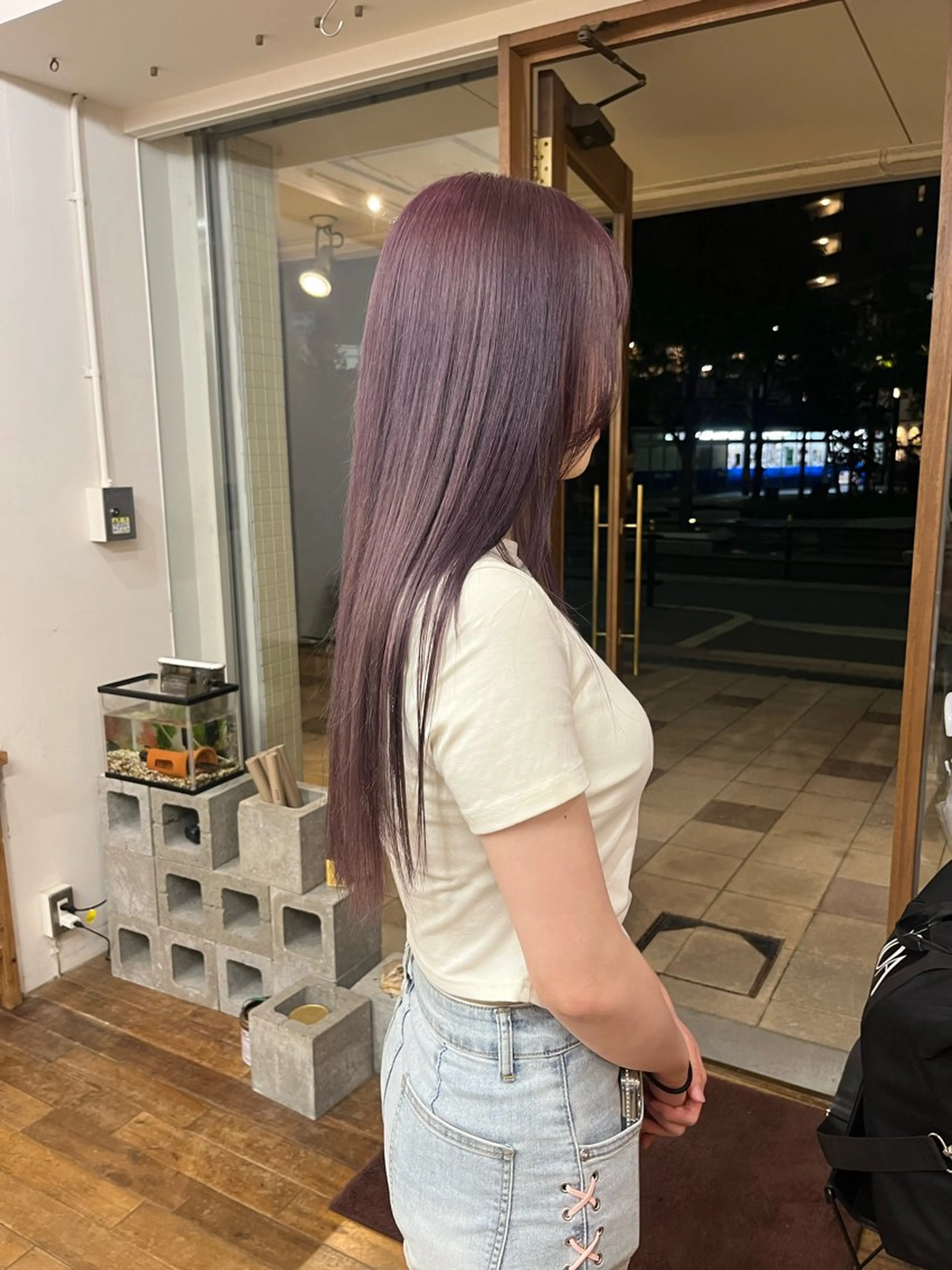 ロング カラー ブリーチ ダブルカラー パープルカラー ヘアカラー 三浦 ふたばのヘアスタイル