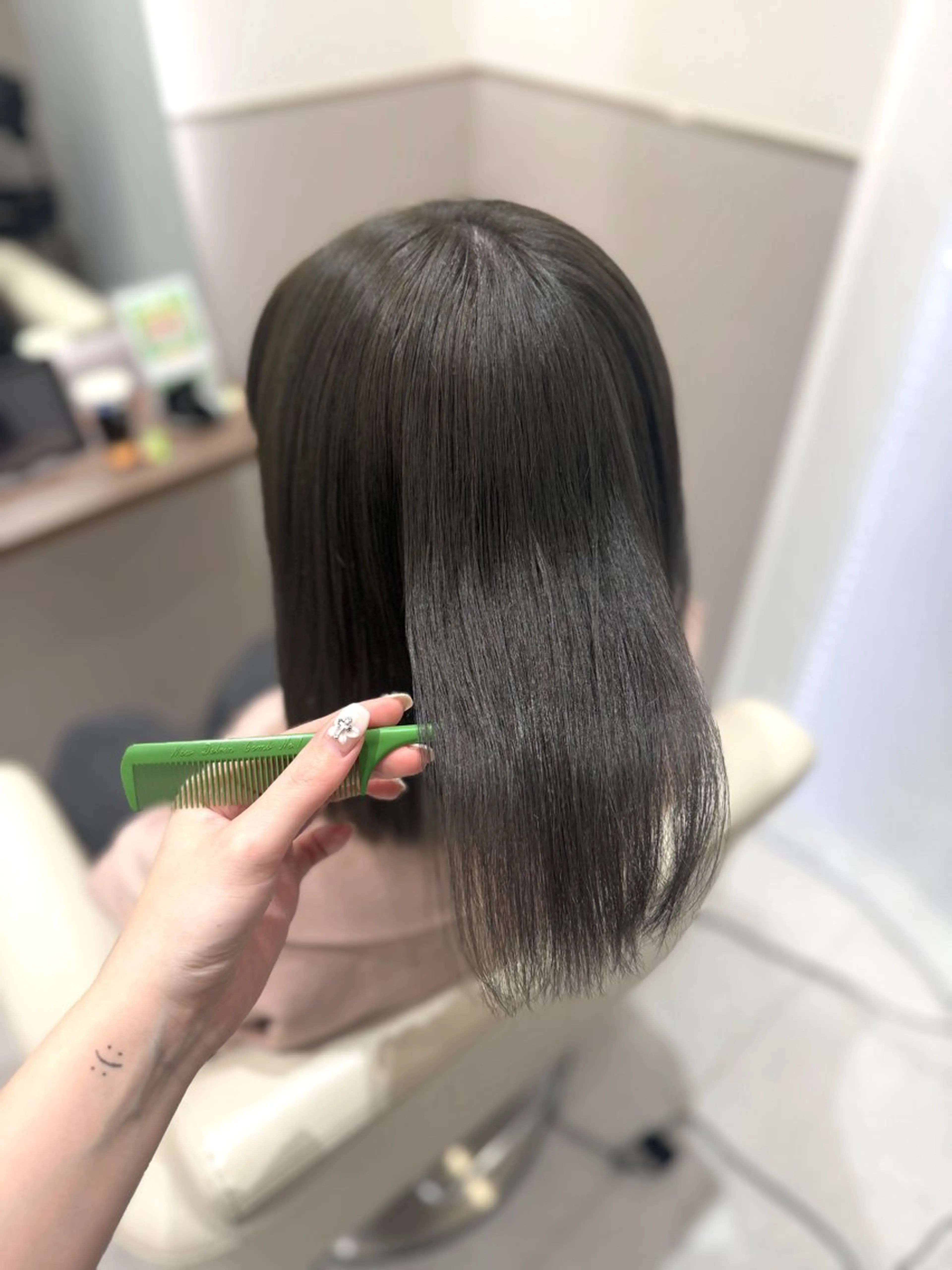 ミディアム カラー ブリーチ ブラウンカラー 透明感カラー グレージュ ブリーチなしカラー ヘアカラー トリートメント 岡嶋乃愛/layer cut🌈南船橋のヘアスタイル